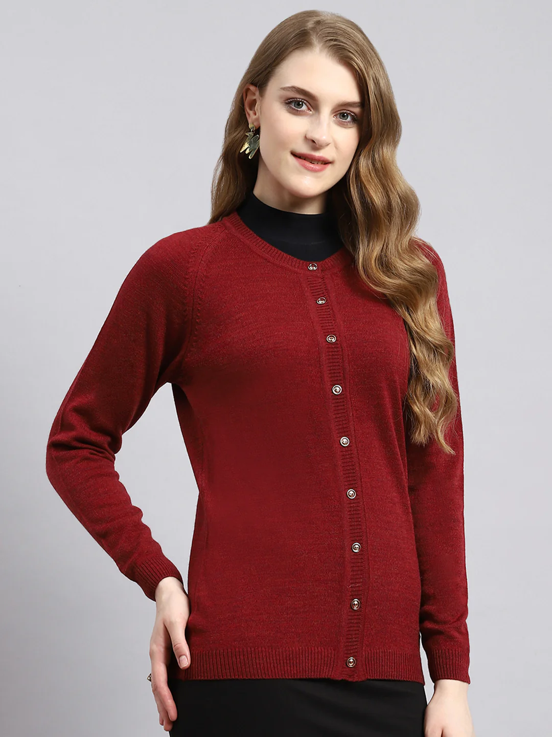 Women Maroon Solid Cardigan - Image 3