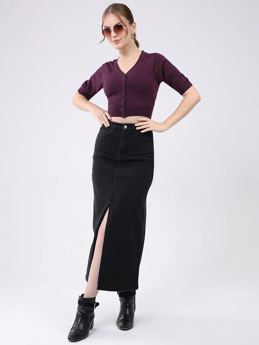 Women Maroon Solid Front Open Half Sleeve Cardigan - Image 2