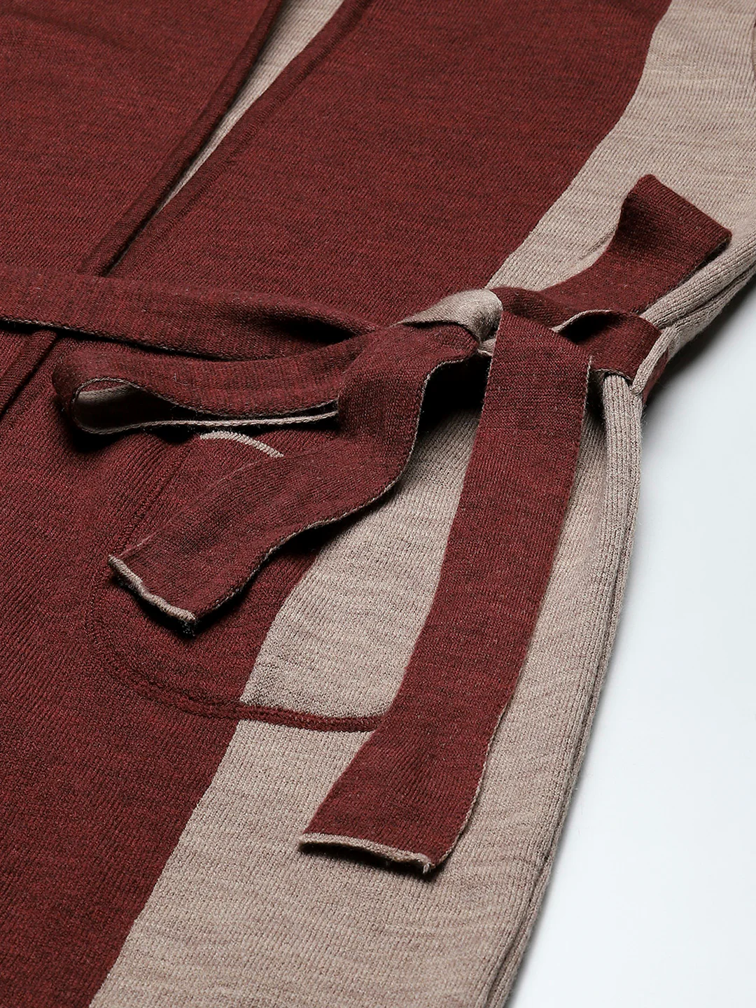 Women Maroon Solid Hooded Full Sleeve Cardigan - Image 9