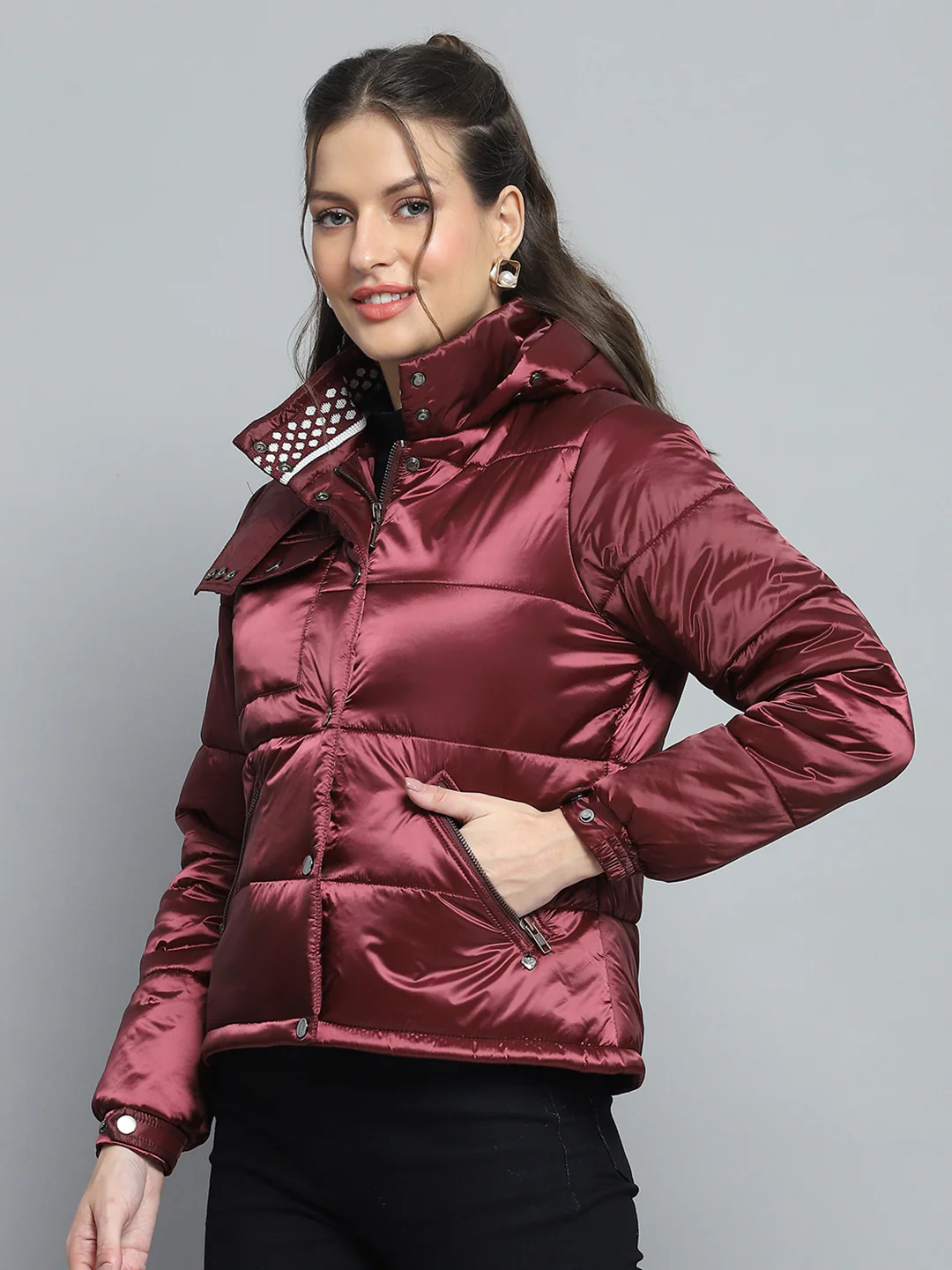 Women Maroon Solid Hooded Full Sleeve Jacket - Image 3