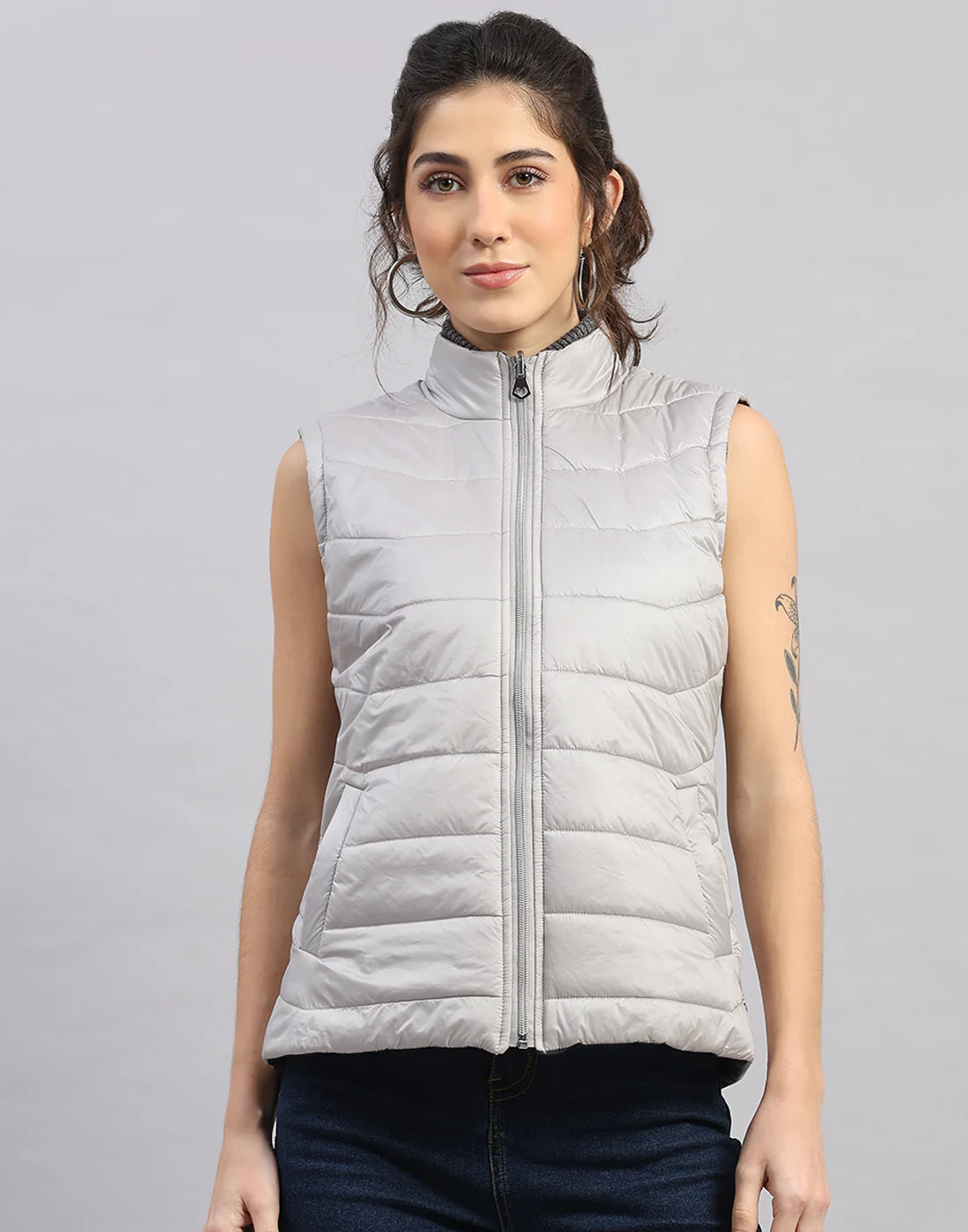 Women Maroon Solid Hooded Full Sleeve Jacket - Image 9