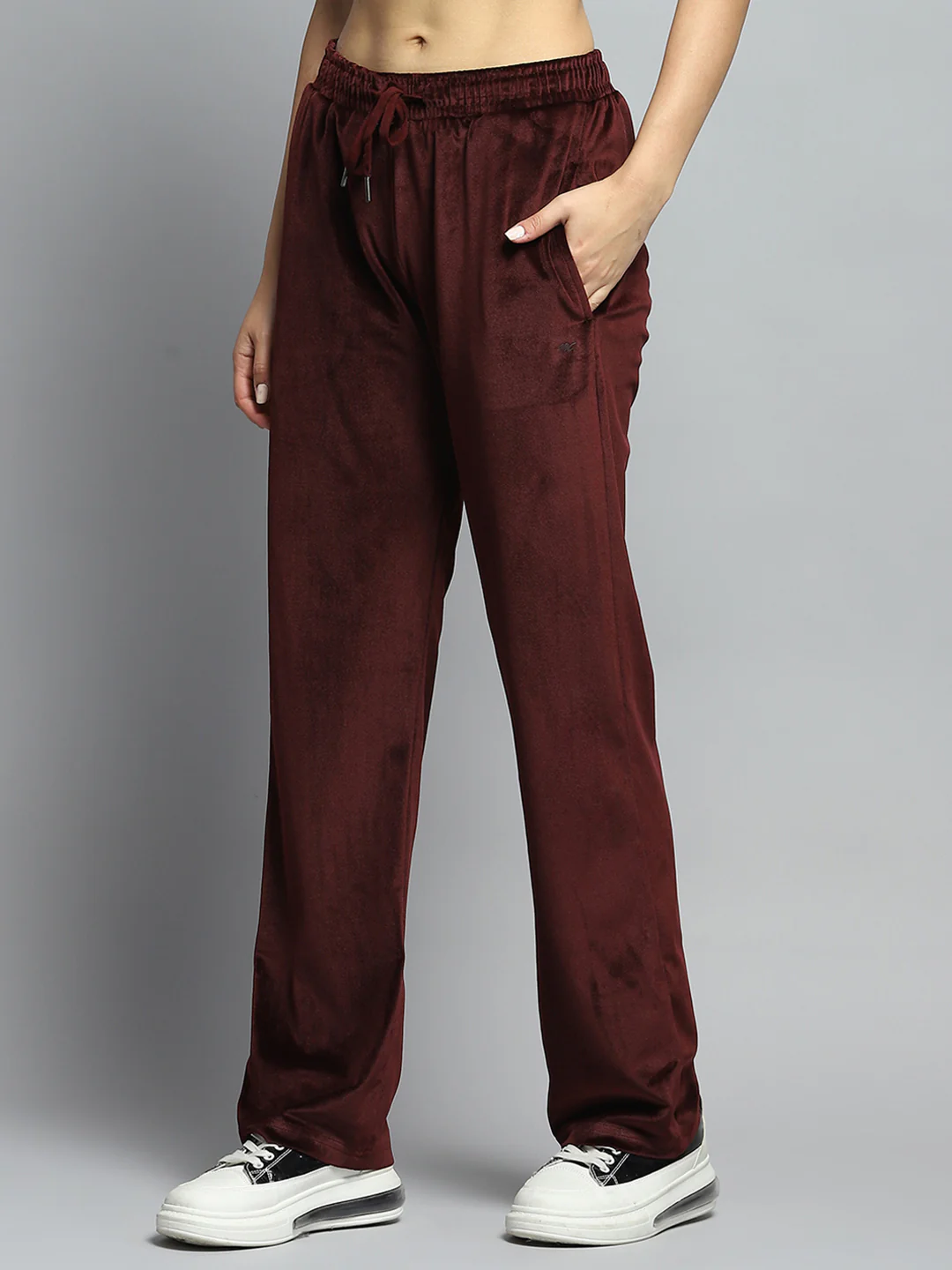 Women Maroon Solid Hooded Full Sleeve Tracksuit - Image 7