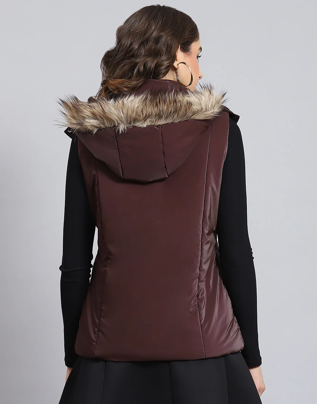 Women Maroon Solid Hooded Sleeveless Jacket - Image 5