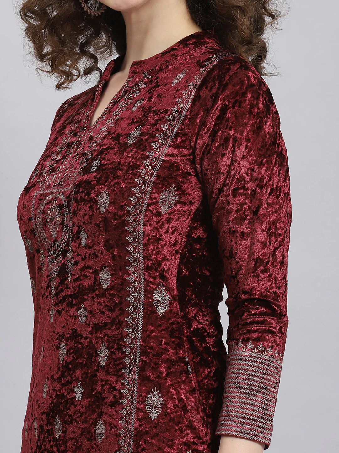 Women Maroon Solid Mandarin Collar Full Sleeve Kurtis Set - Image 6