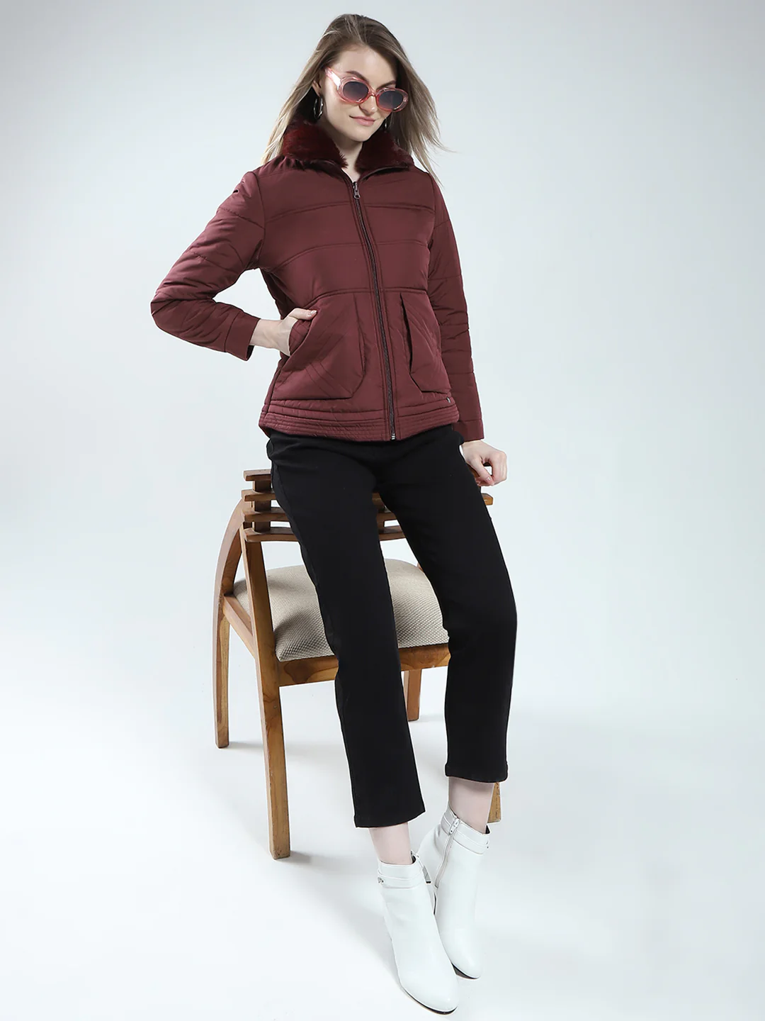 Women Maroon Solid Mock Neck Full Sleeve Reversible Jacket - Image 2