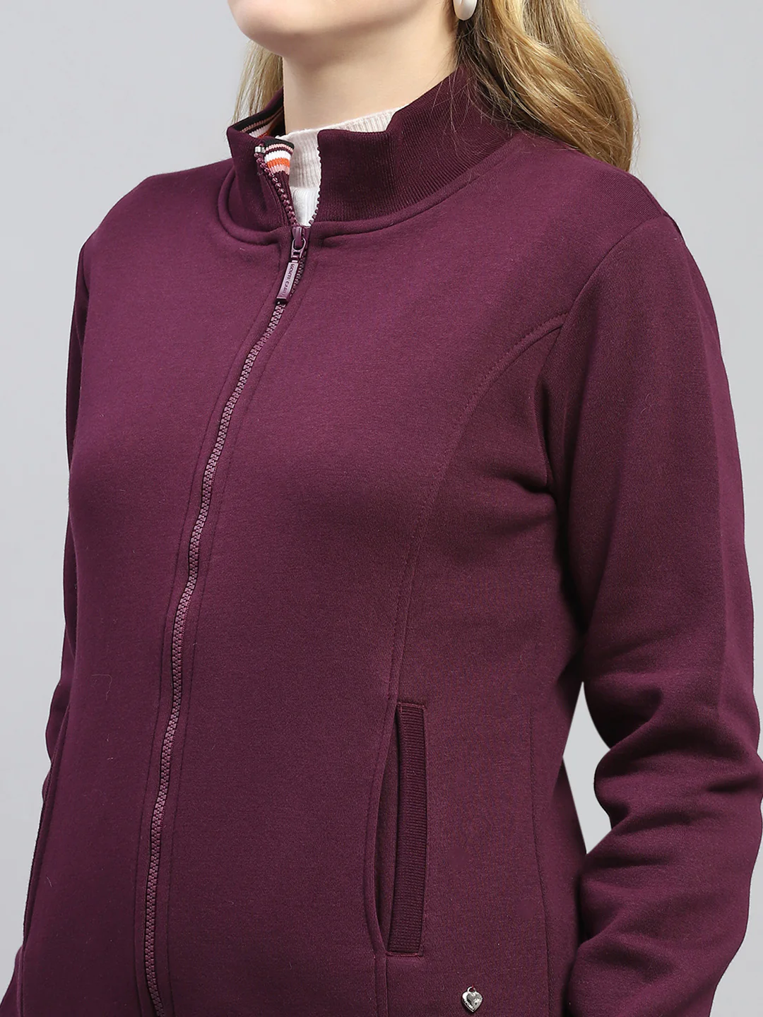 Women Maroon Solid Mock Neck Full Sleeve Sweatshirt - Image 6