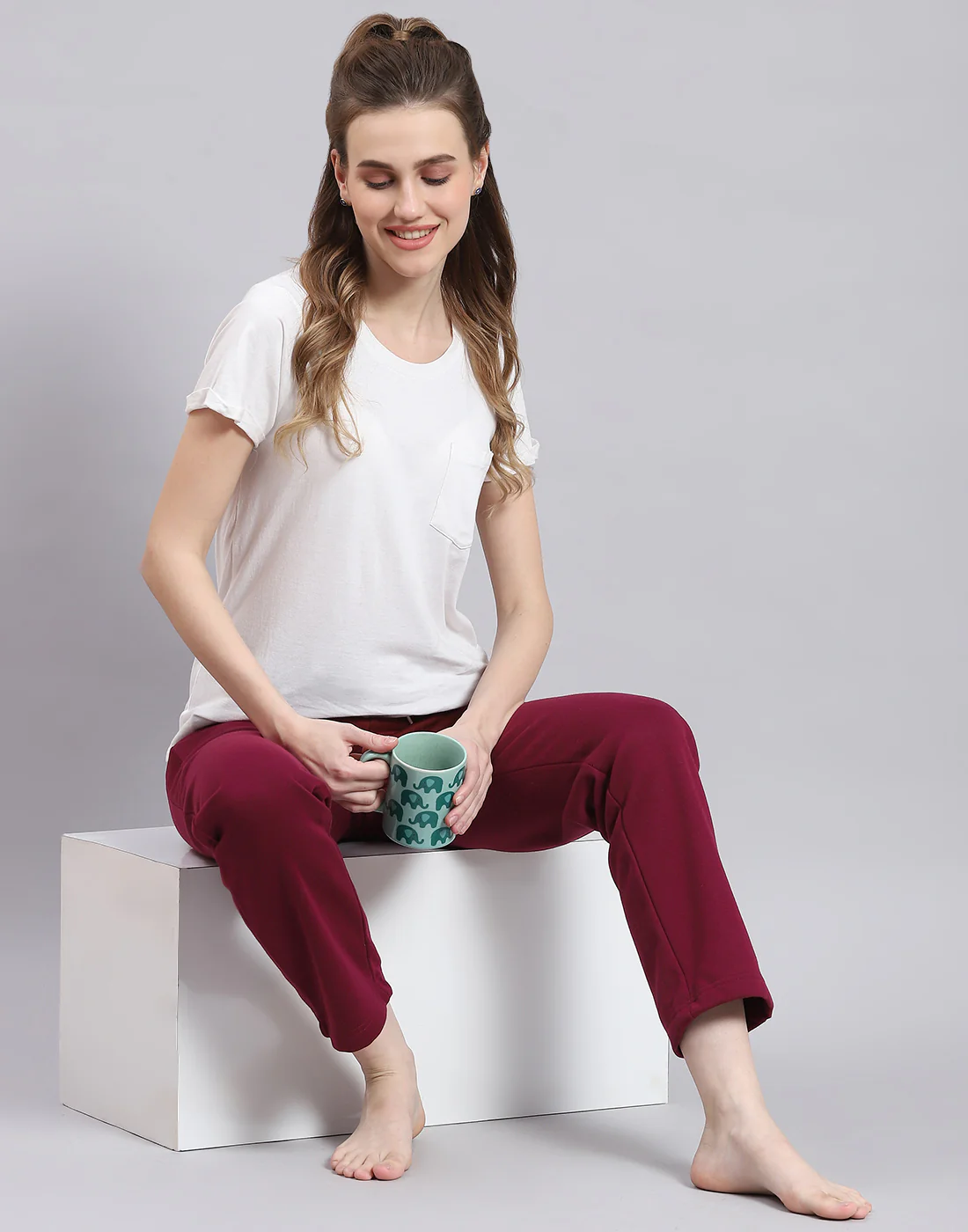 Women Maroon Solid Regular Fit Winter Lower - Image 2