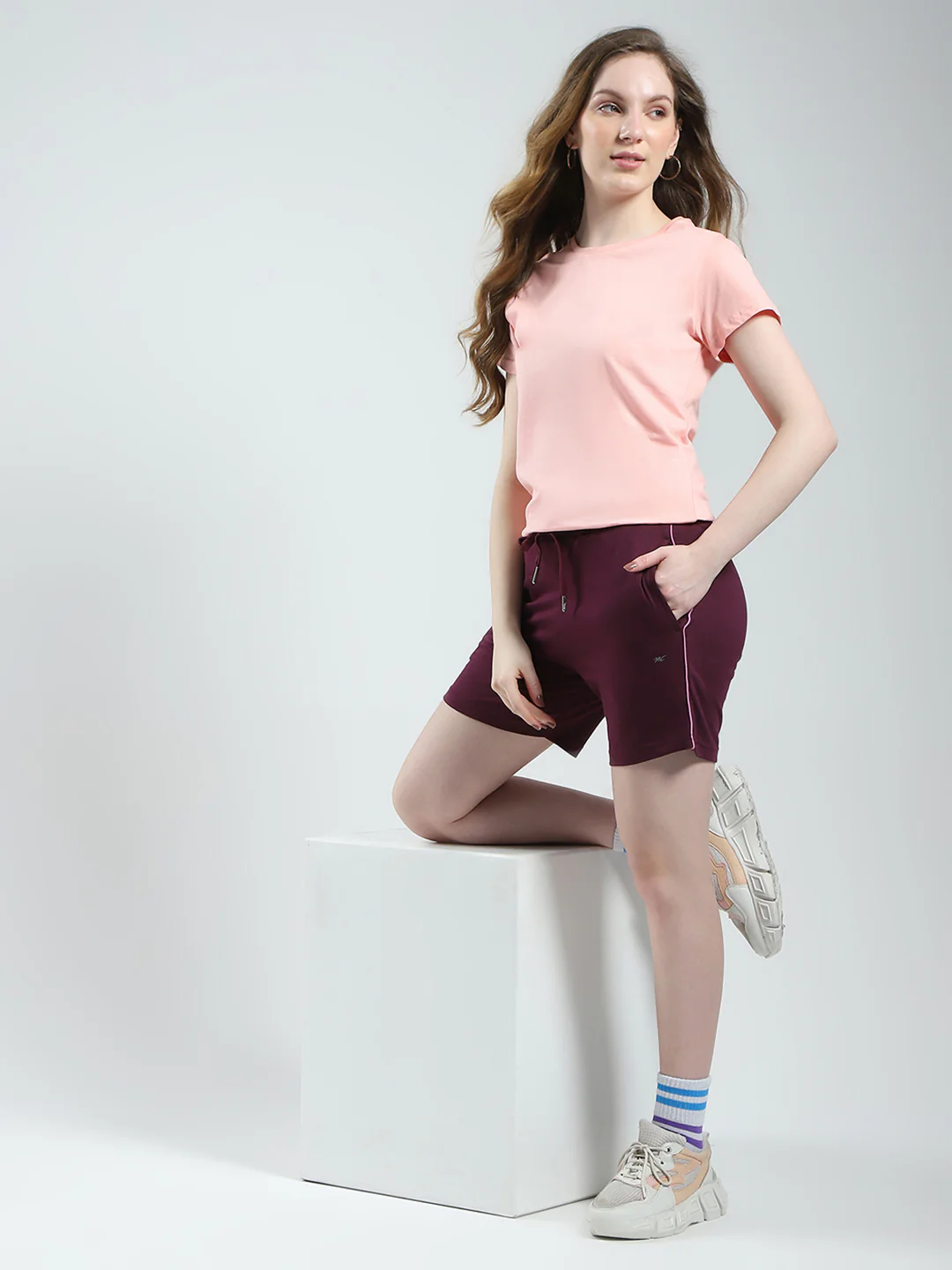 Women Maroon Solid Regular Fit Short - Image 2