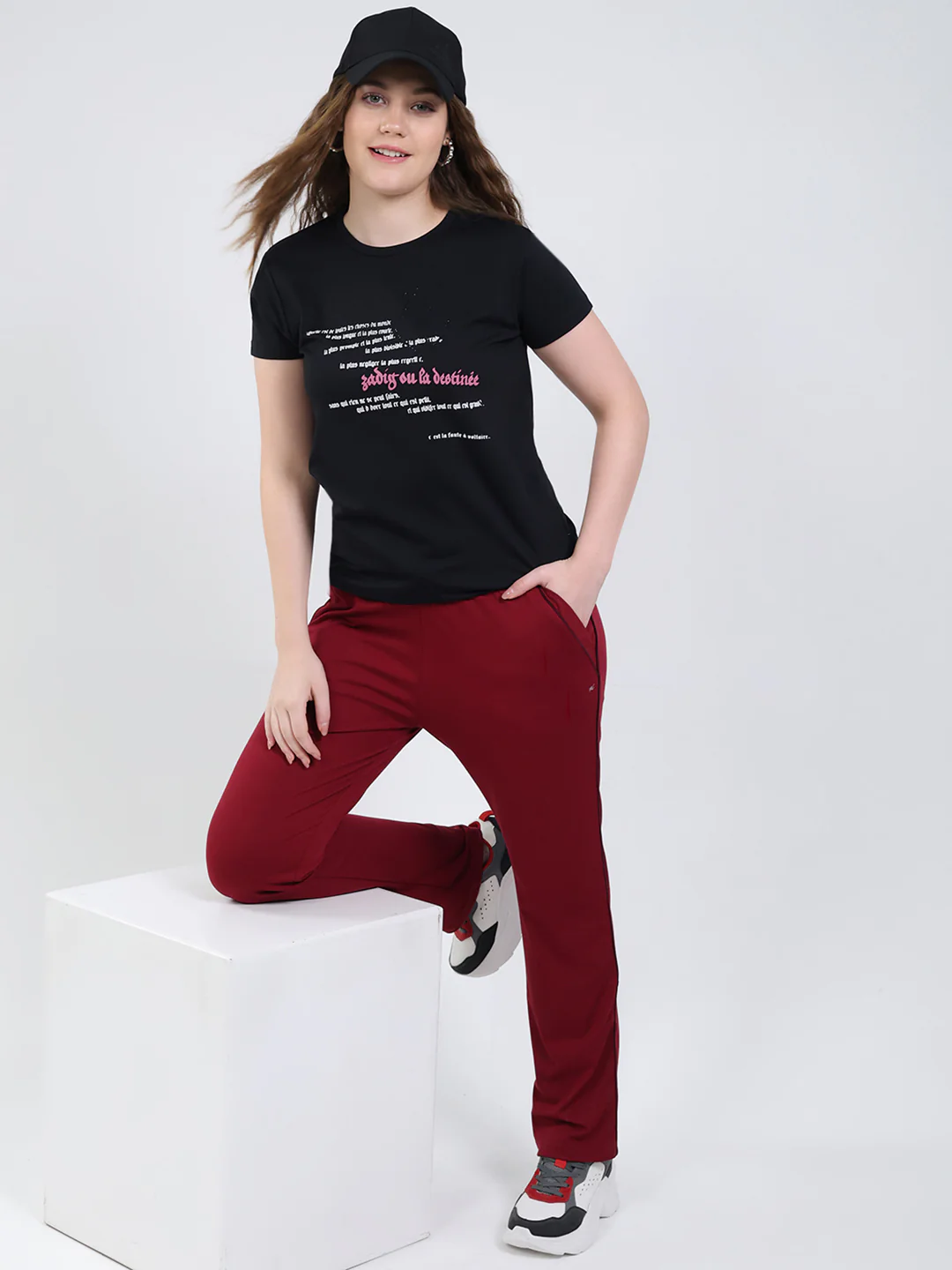 Women Maroon Solid Regular Fit Winter Lower - Image 2