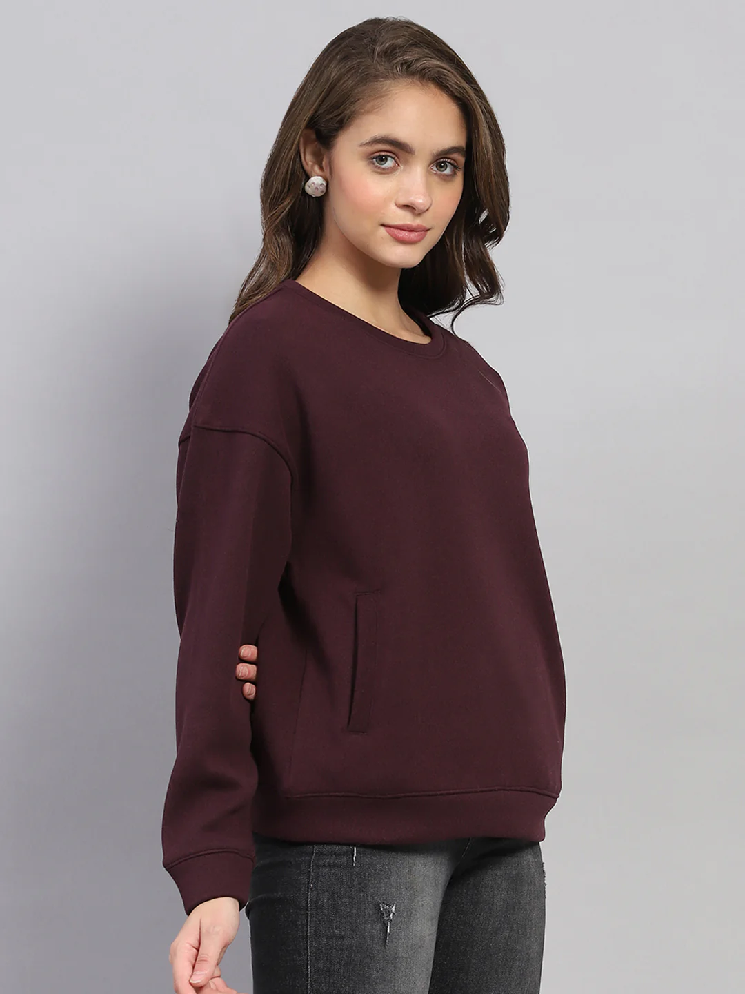 Rock.it Women Maroon Solid Round Neck Full Sleeve Sweatshirt - Image 4