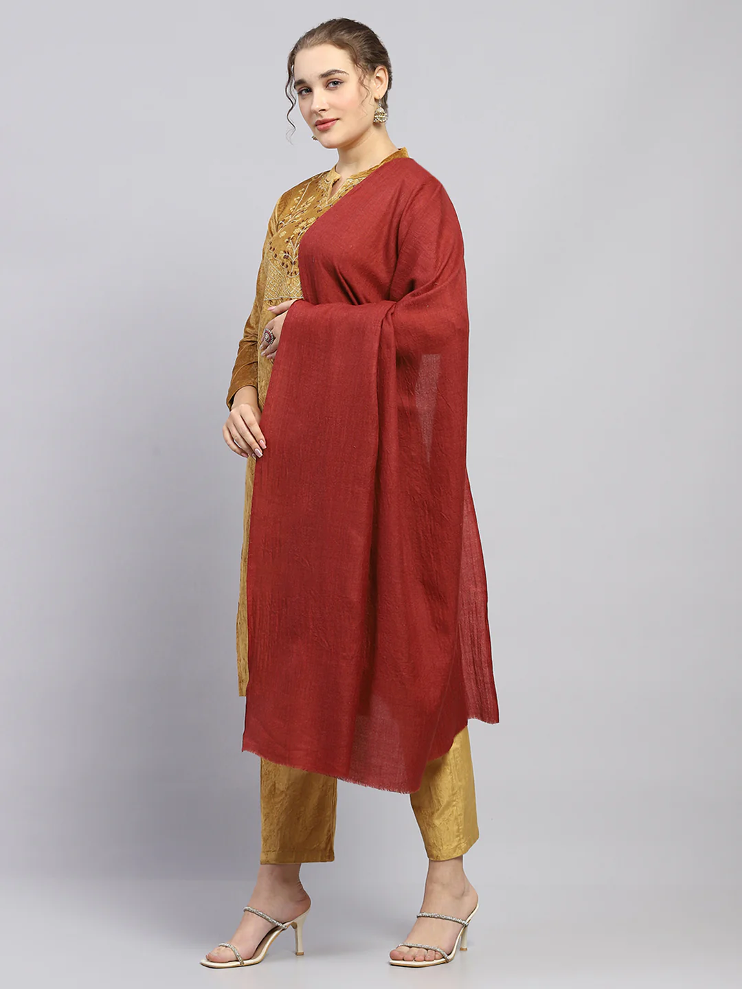 Women Maroon Solid Shawl - Image 3