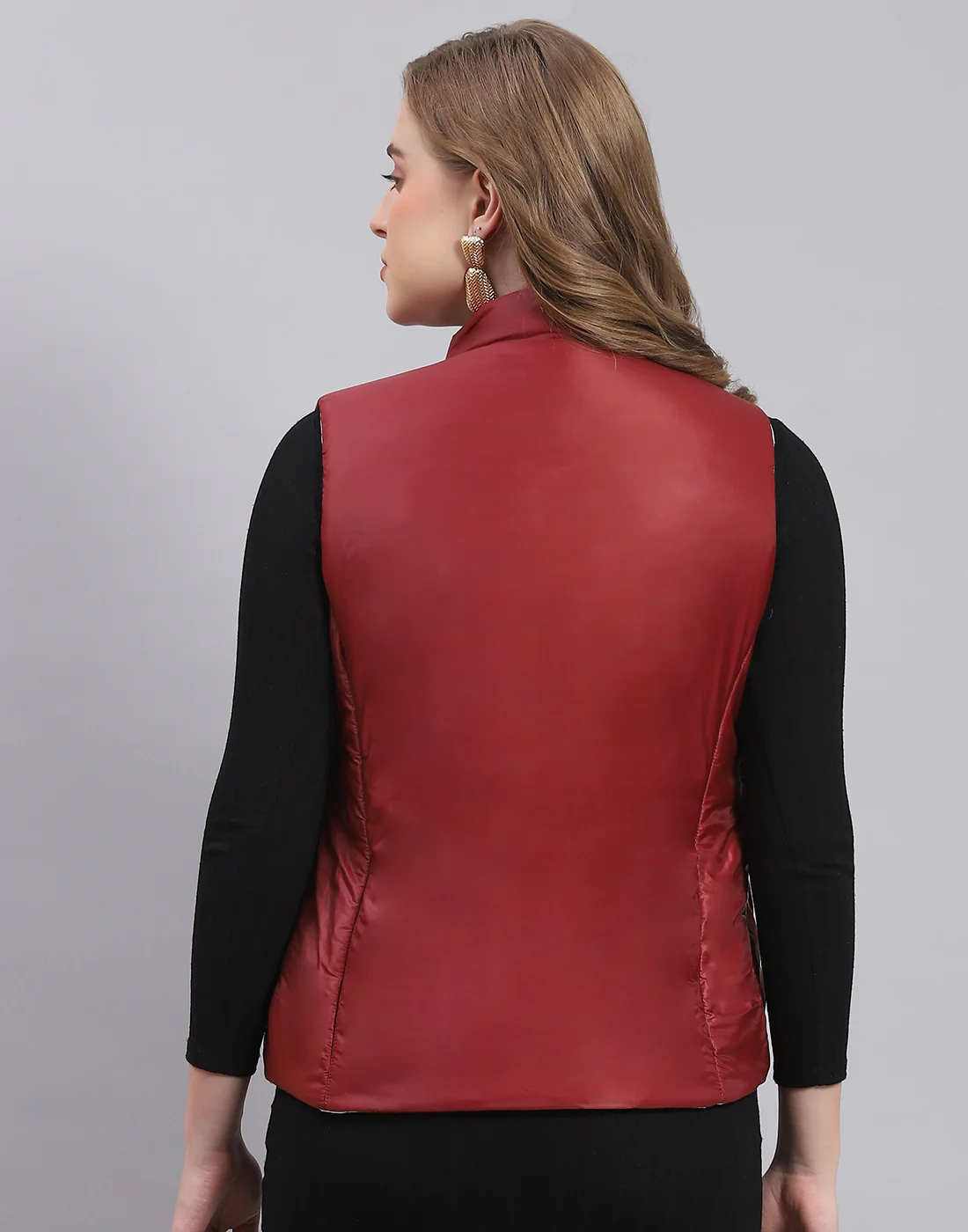 Women Maroon Solid Stand Collar Sleeveless Jacket - Image 6