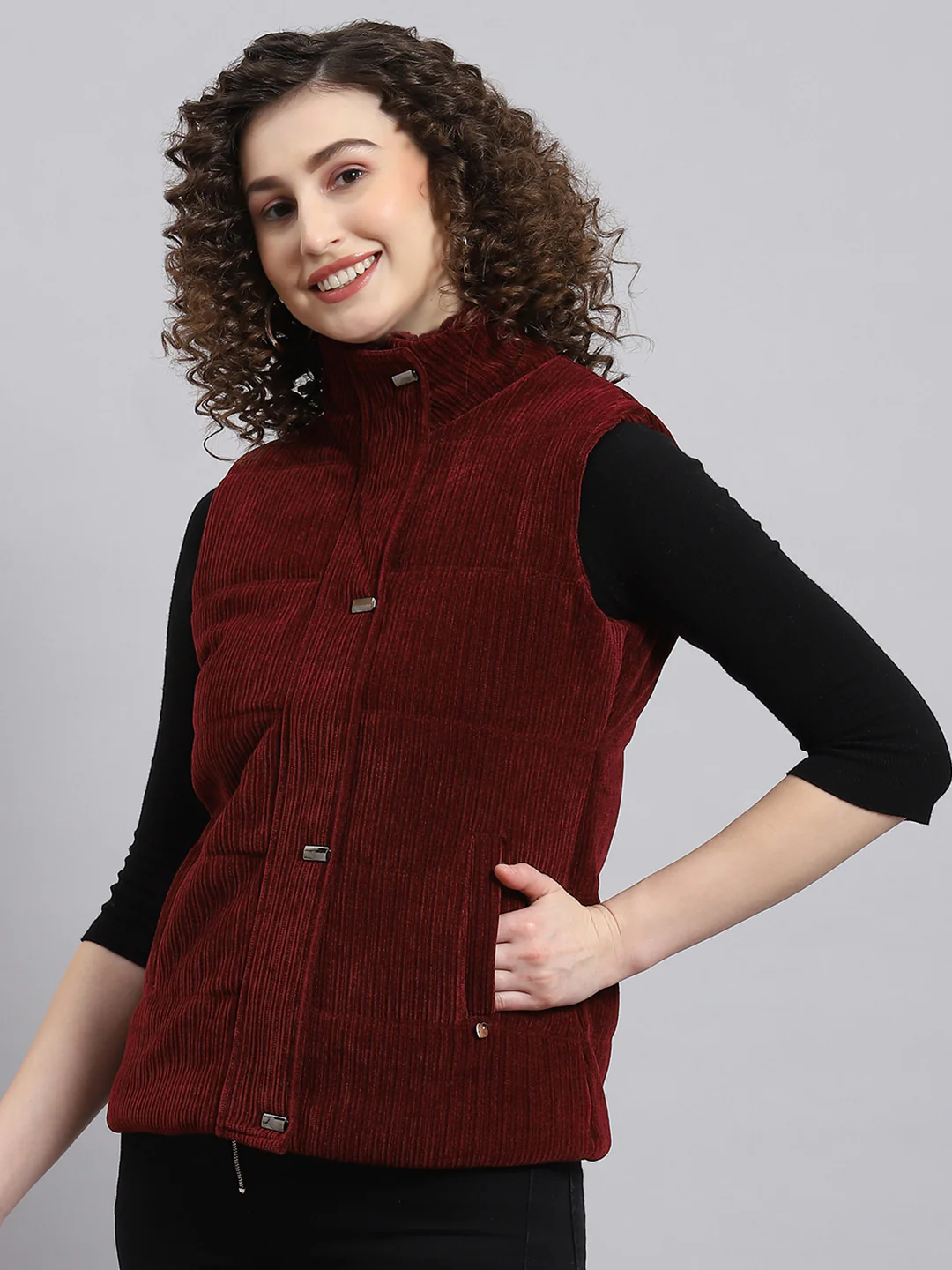 Women Maroon Solid Stand Collar Sleeveless Jacket - Image 4