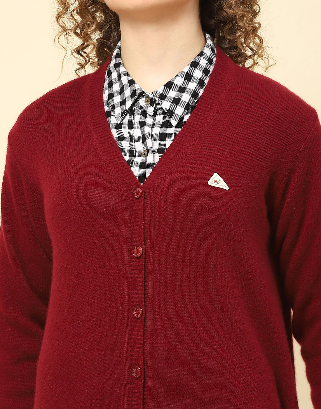 Women Maroon Solid V Neck Full Sleeve Cardigan - Image 6