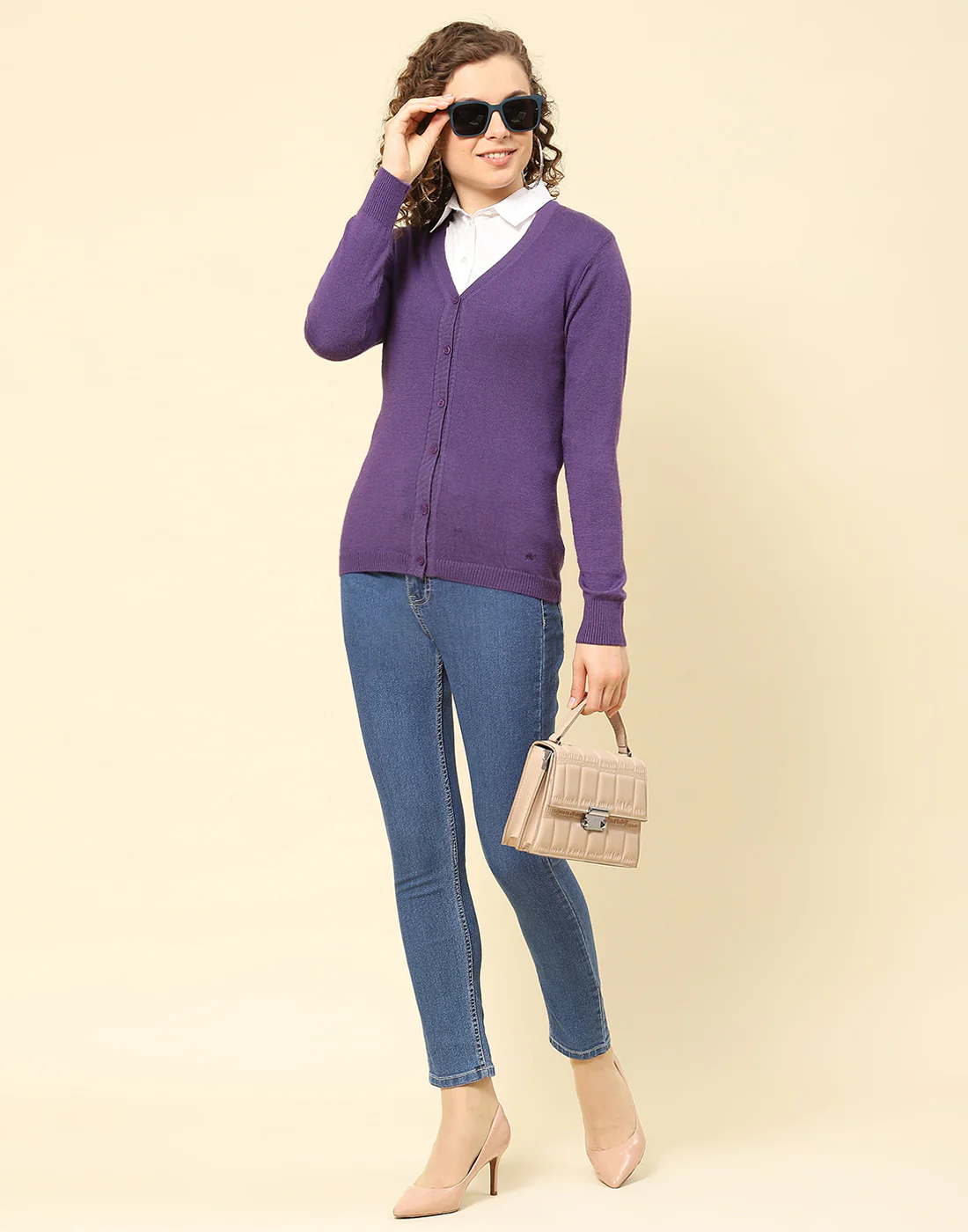 Women Maroon Solid V Neck Full Sleeve Cardigan - Image 2