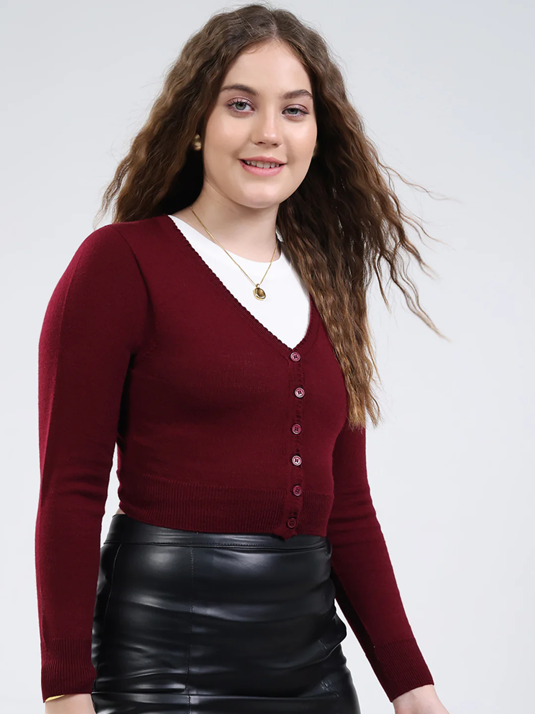 Women Maroon Solid V Neck Full Sleeve Cardigan - Image 4