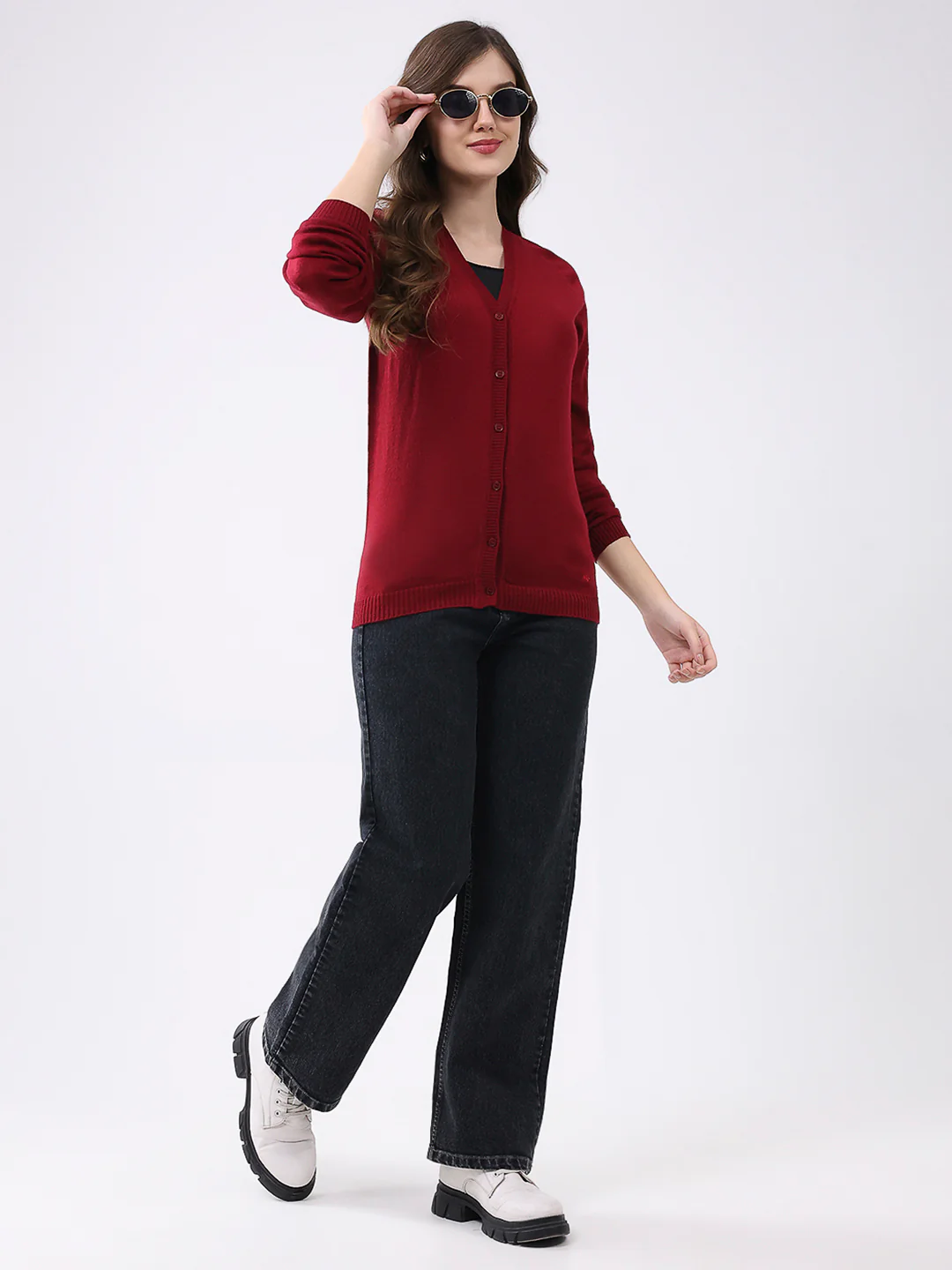 Women Maroon Solid V Neck Full Sleeve Cardigan - Image 2