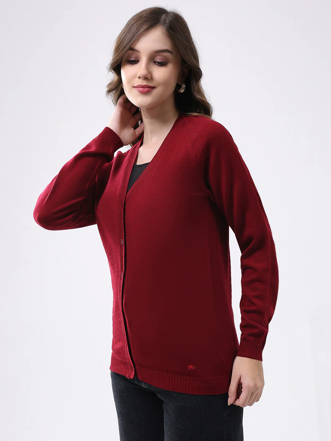 Women Maroon Solid V Neck Full Sleeve Cardigan - Image 3