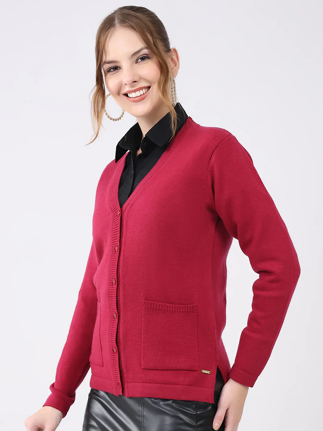 Women Maroon Solid V Neck Full Sleeve Cardigan - Image 3