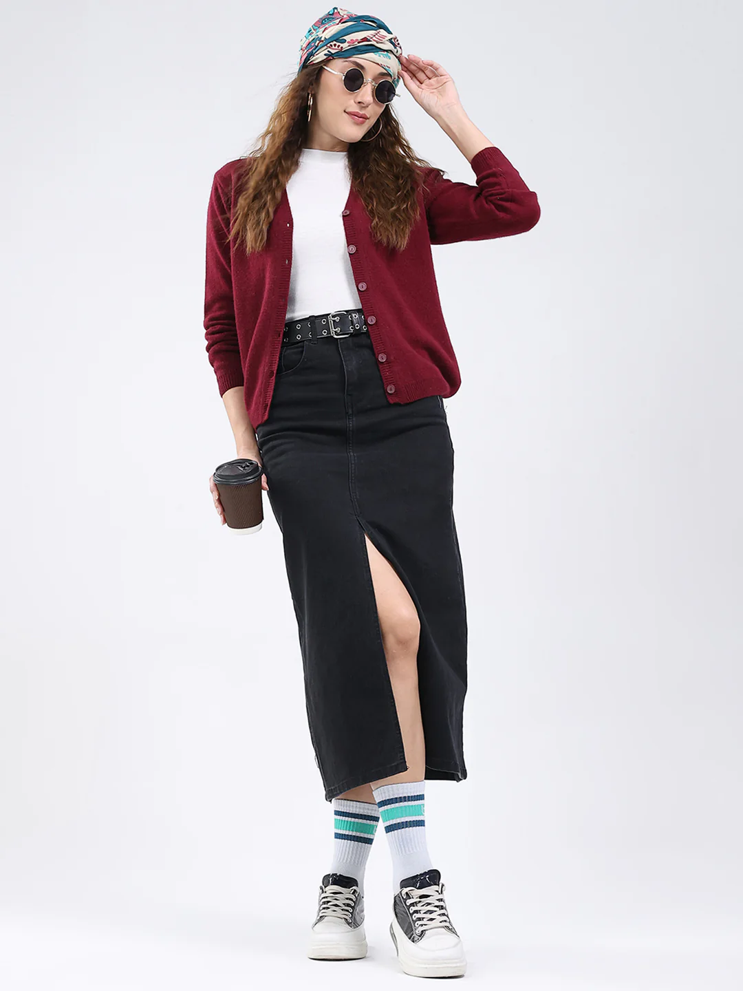 Women Maroon Solid V Neck Full Sleeve Cardigan - Image 2
