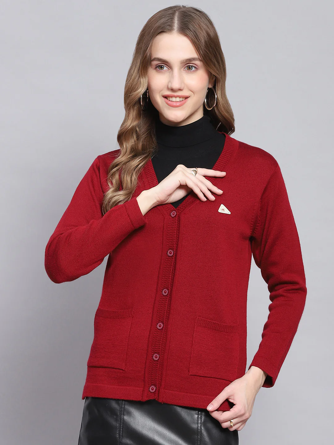 Women Maroon Solid V Neck Full Sleeve Cardigans - Image 2