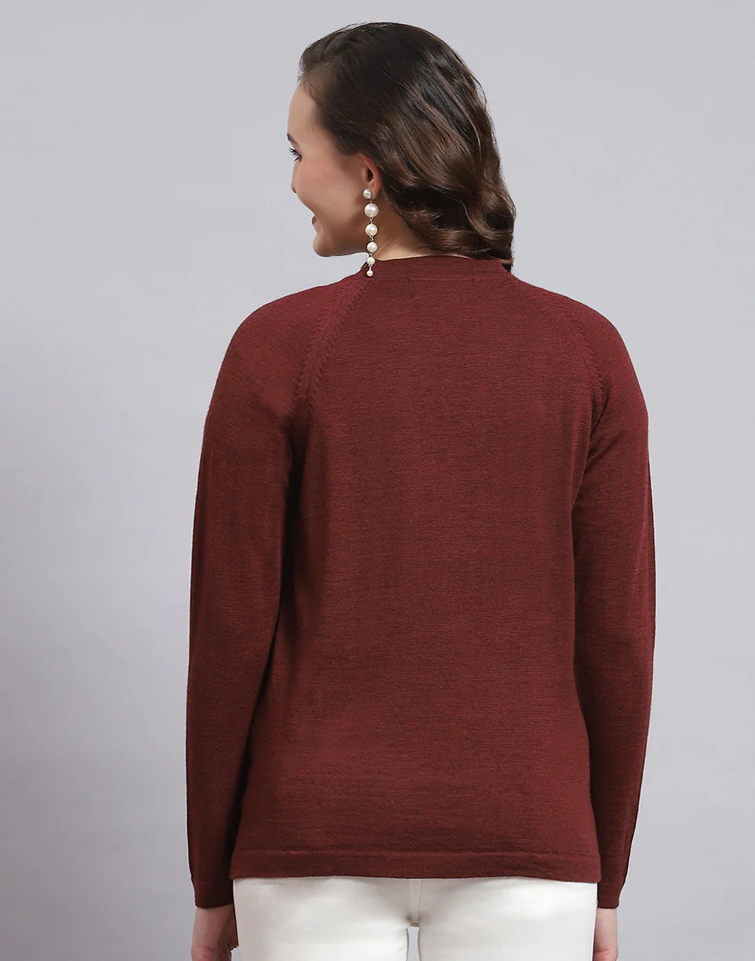 Women Maroon Solid V Neck Full Sleeve Sweater - Image 5