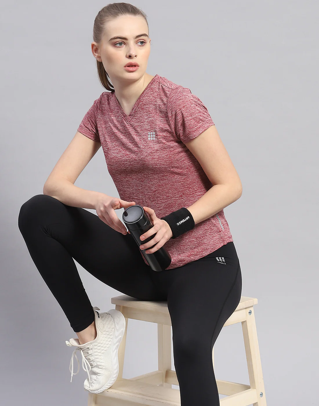 Rock.it Women Maroon Solid V Neck Half Sleeve Top - Image 6