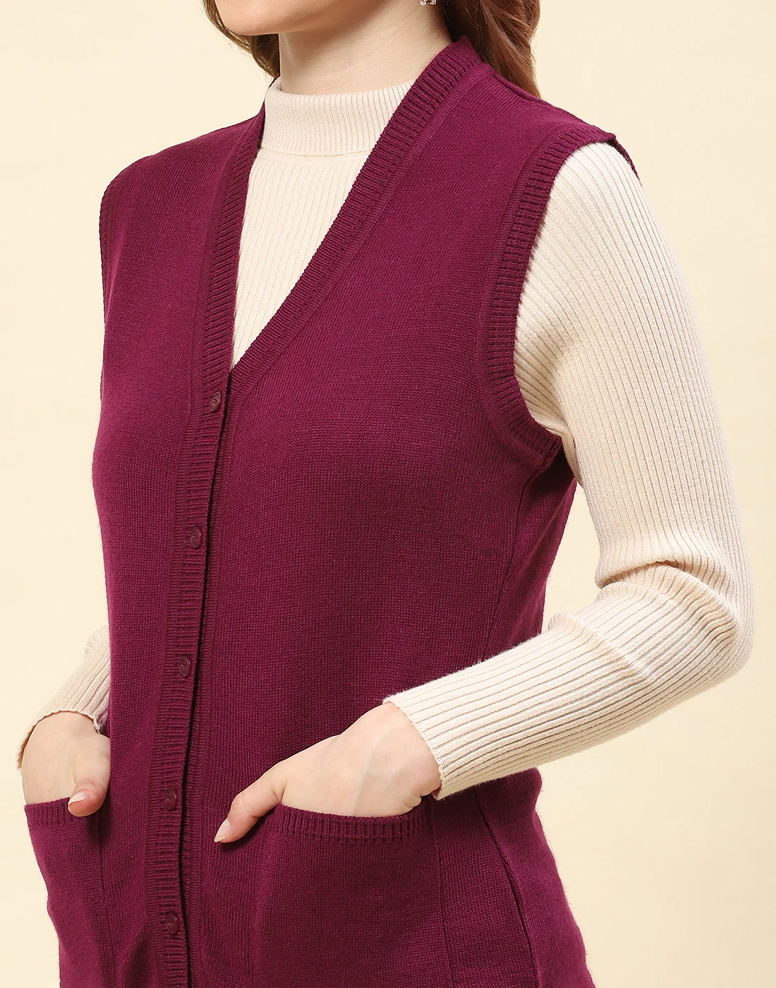 Women Maroon Solid V Neck Sleeveless Cardigan - Image 6