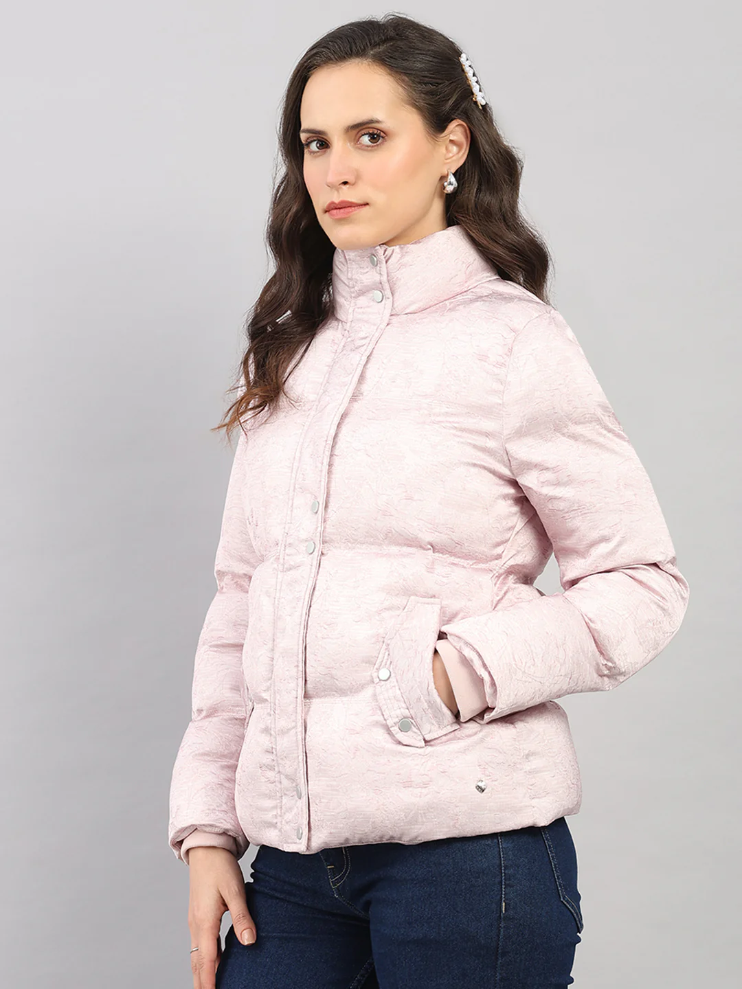 Women Mauve Solid High Neck Full Sleeve Jacket - Image 3