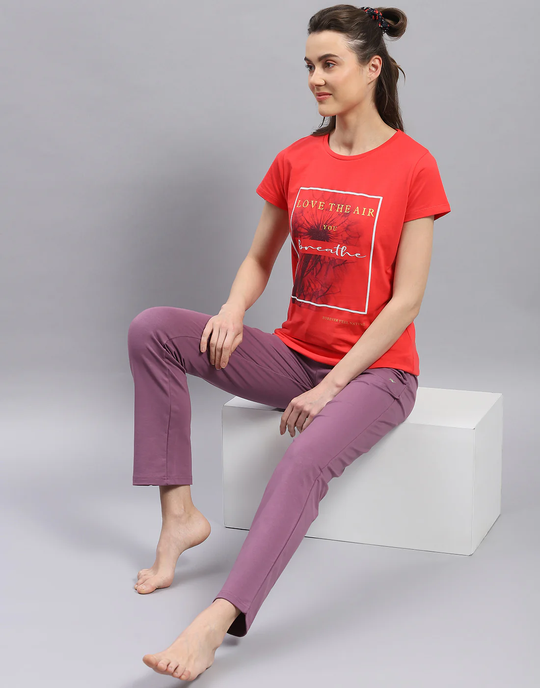 Women Mauve Solid Regular Fit Lower - Image 3