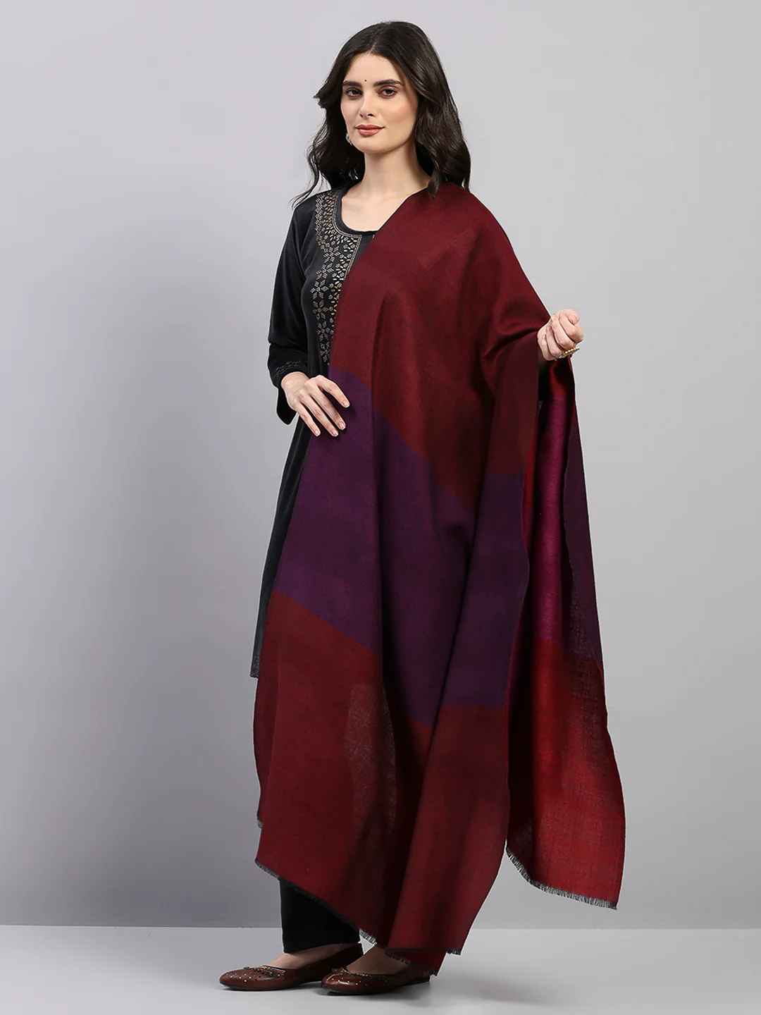 Women Multicolor Printed Wool Blend Shawl - Image 3