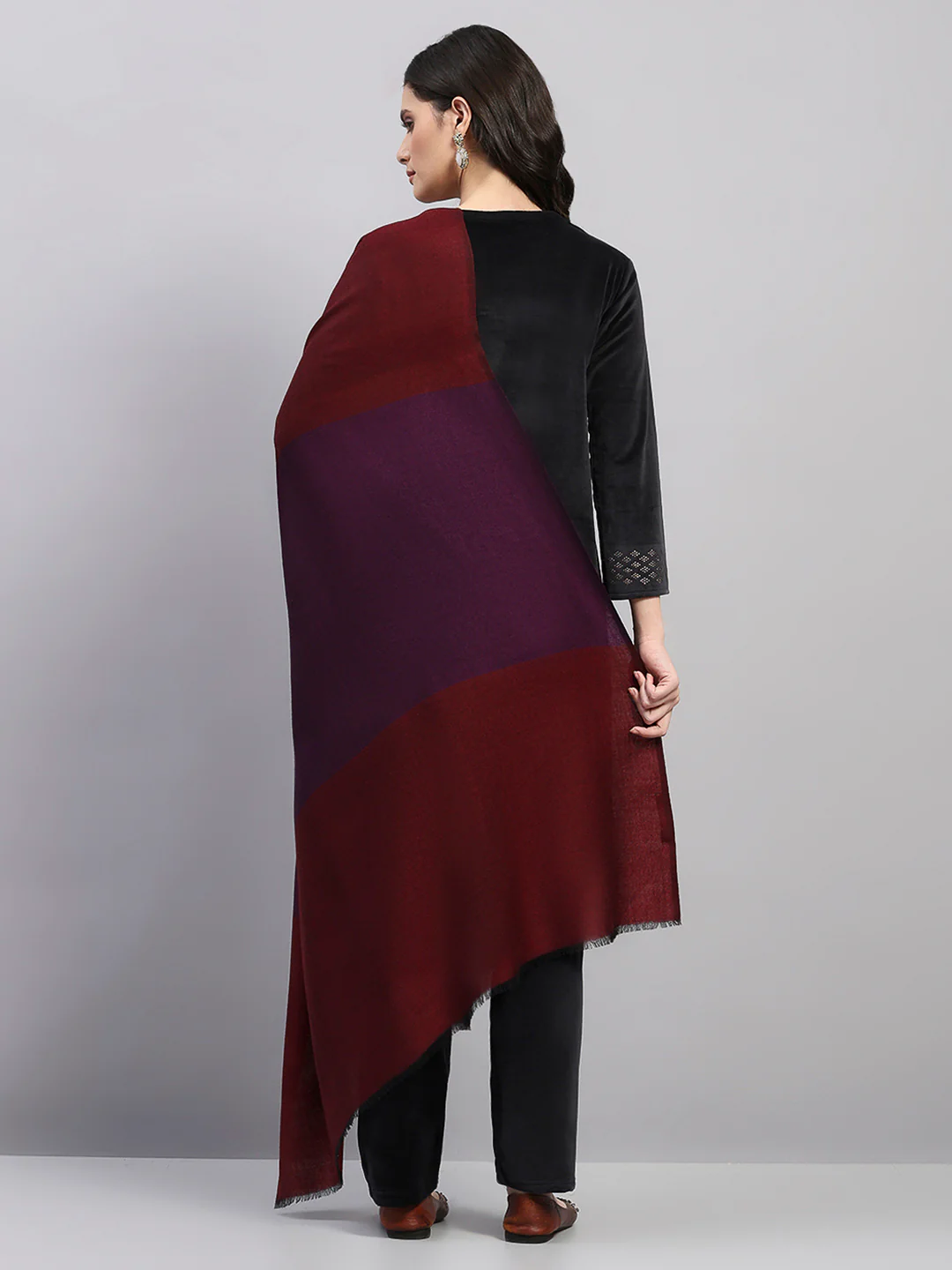 Women Multicolor Printed Wool Blend Shawl - Image 5