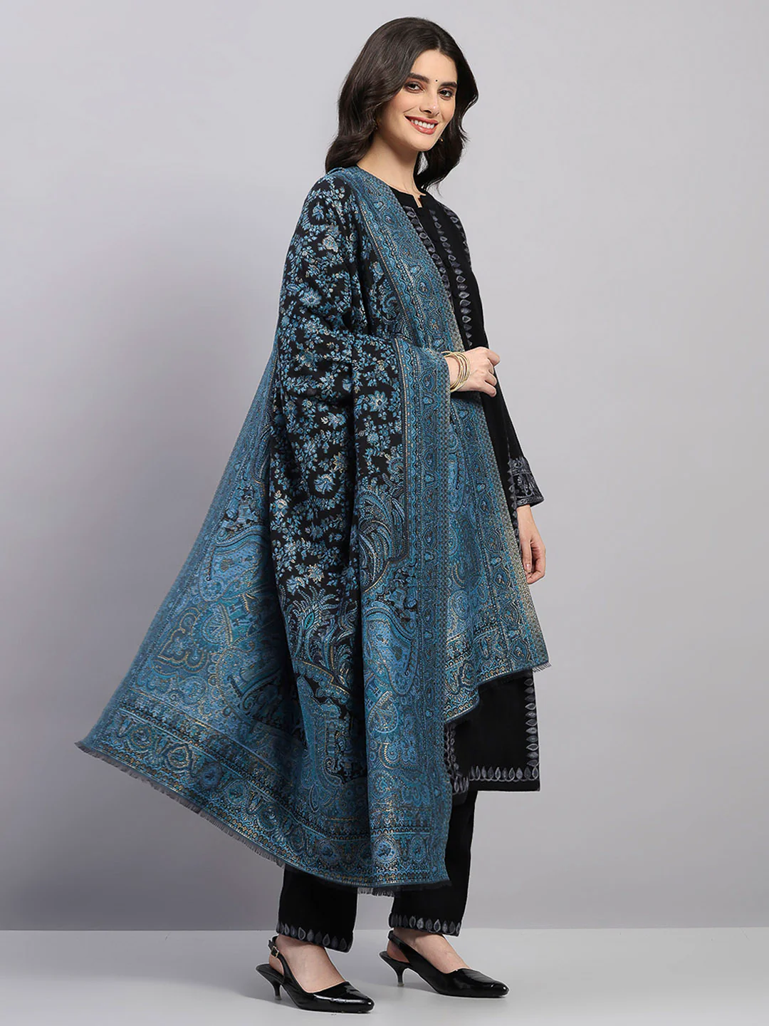 Women Multicolor Printed Wool Blend Shawl - Image 4