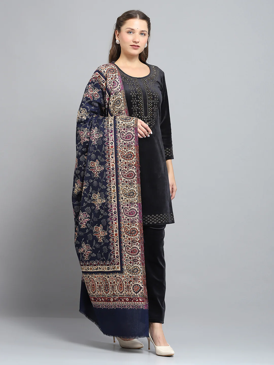 Women Multicolor Self Design Shawl - Image 4