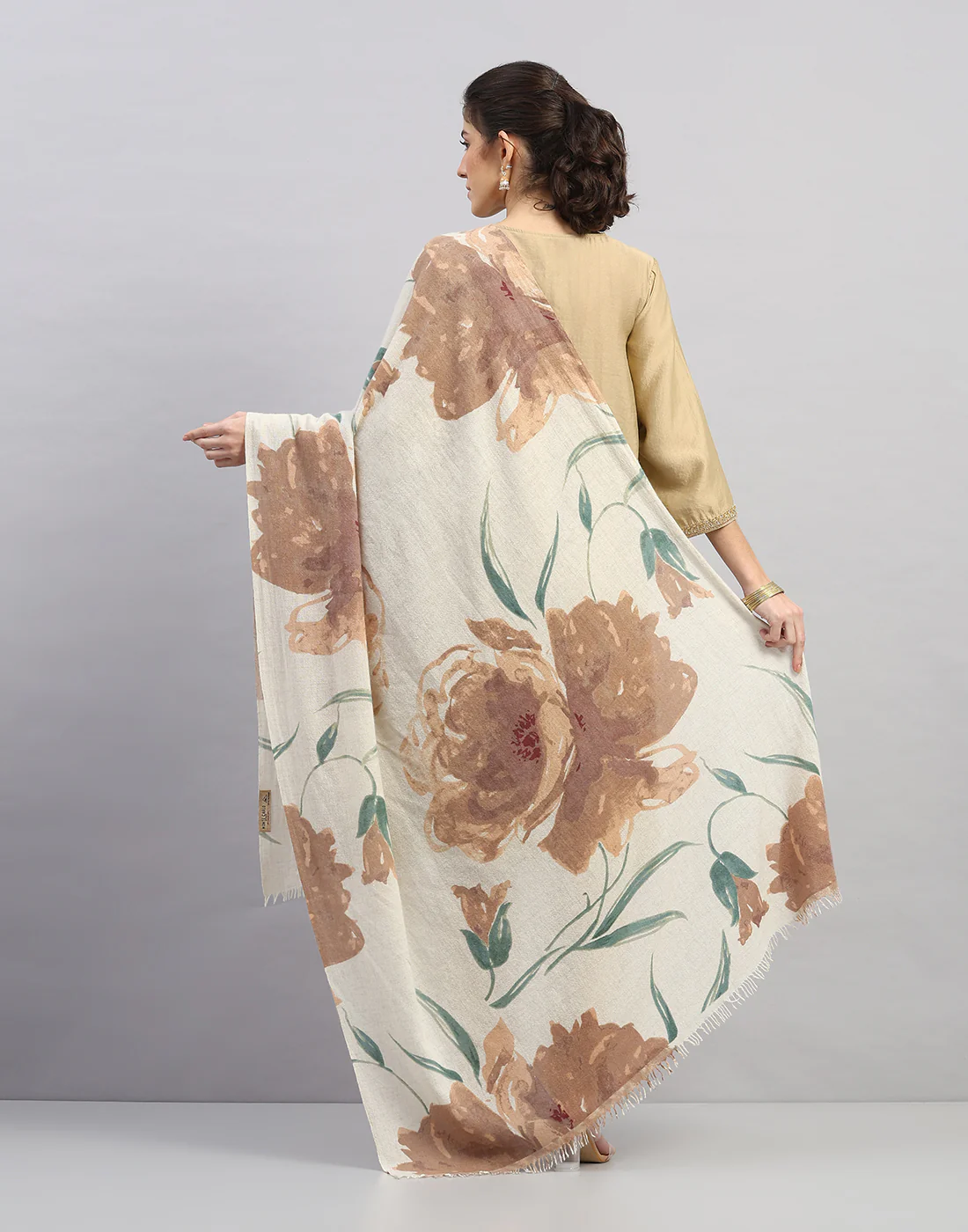 Women Multicolor Self Design   Shawl - Image 4