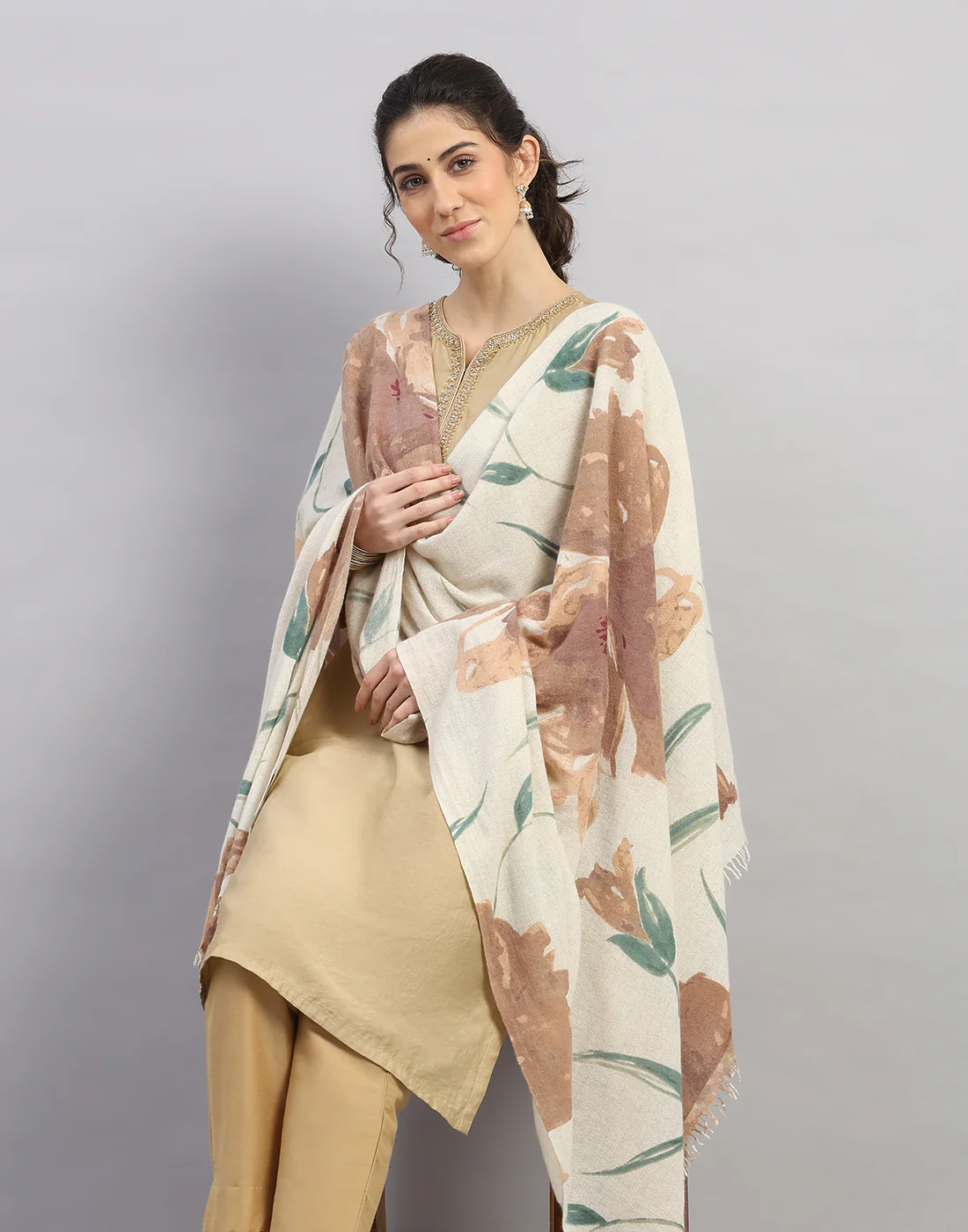 Women Multicolor Self Design   Shawl - Image 6
