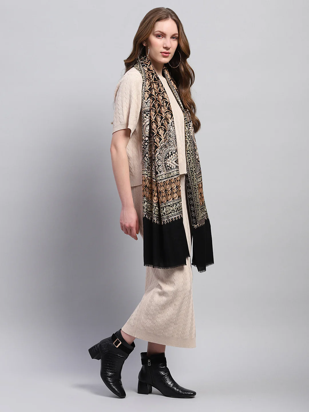 Women Multicolor Self Design Stole - Image 4