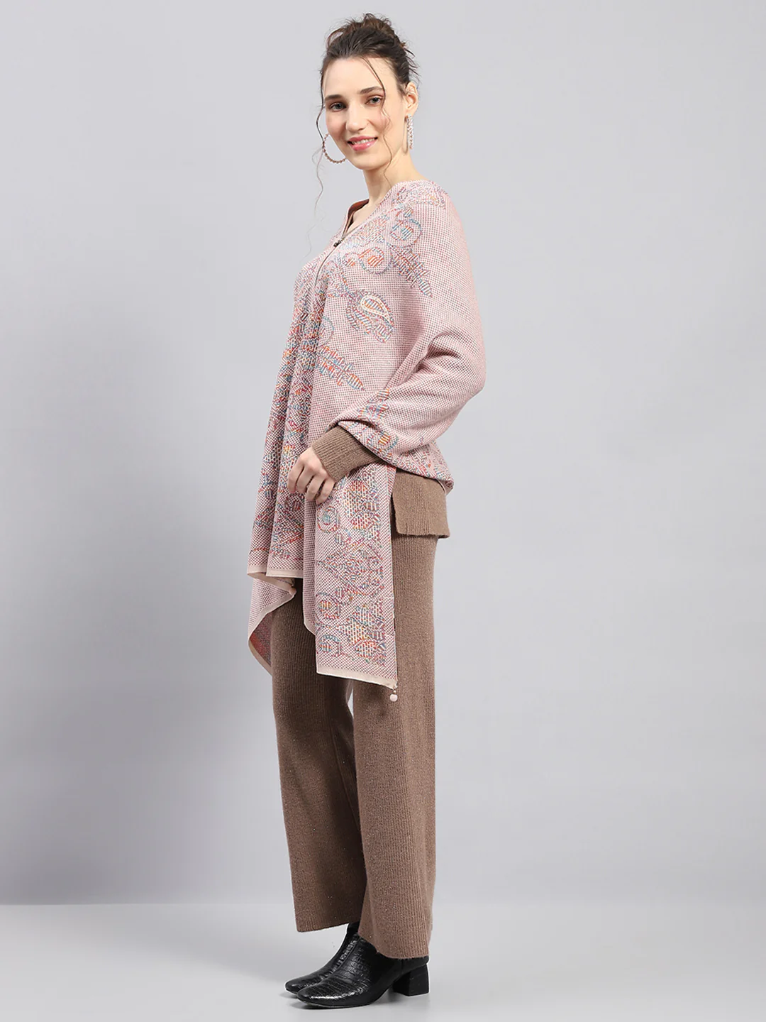 Women Multicolor Self Design Stole - Image 3