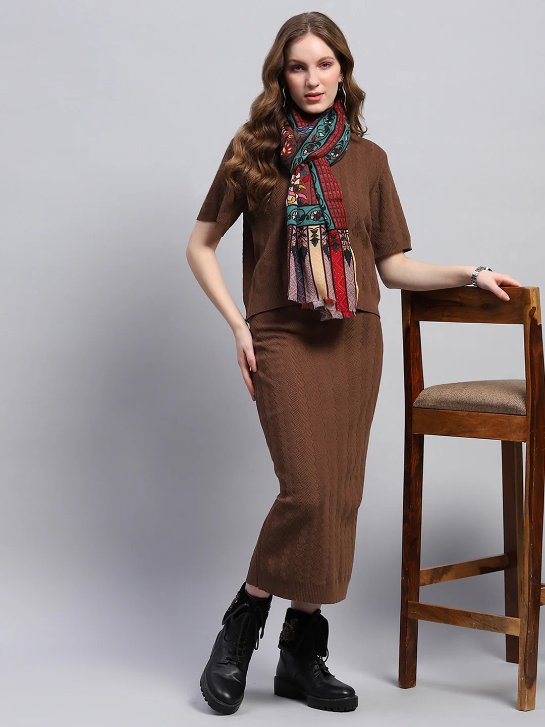 Women Multicolor Self Design Stole - Image 2