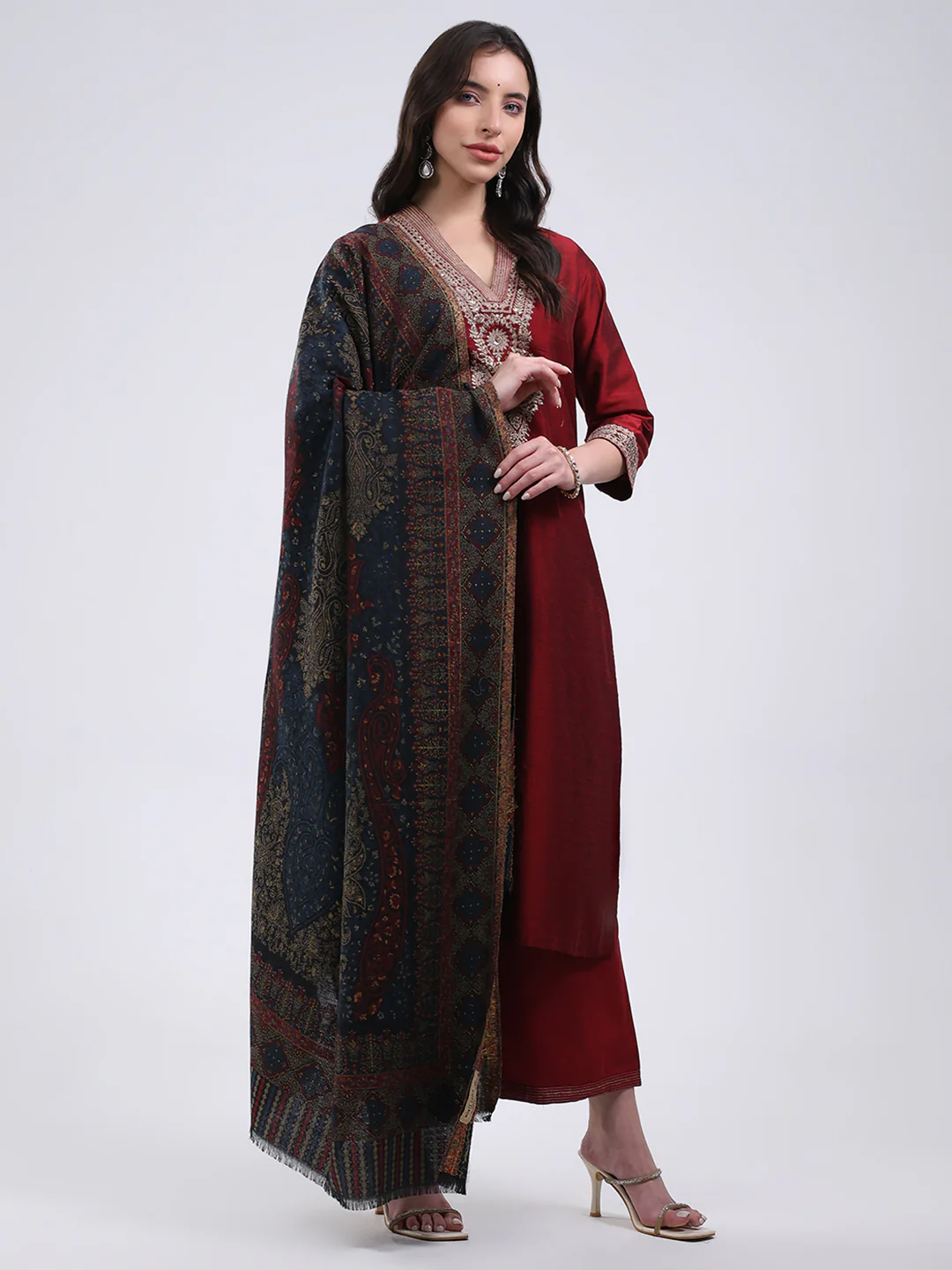 Women Multicolor Self Design Wool Blend Shawl - Image 4