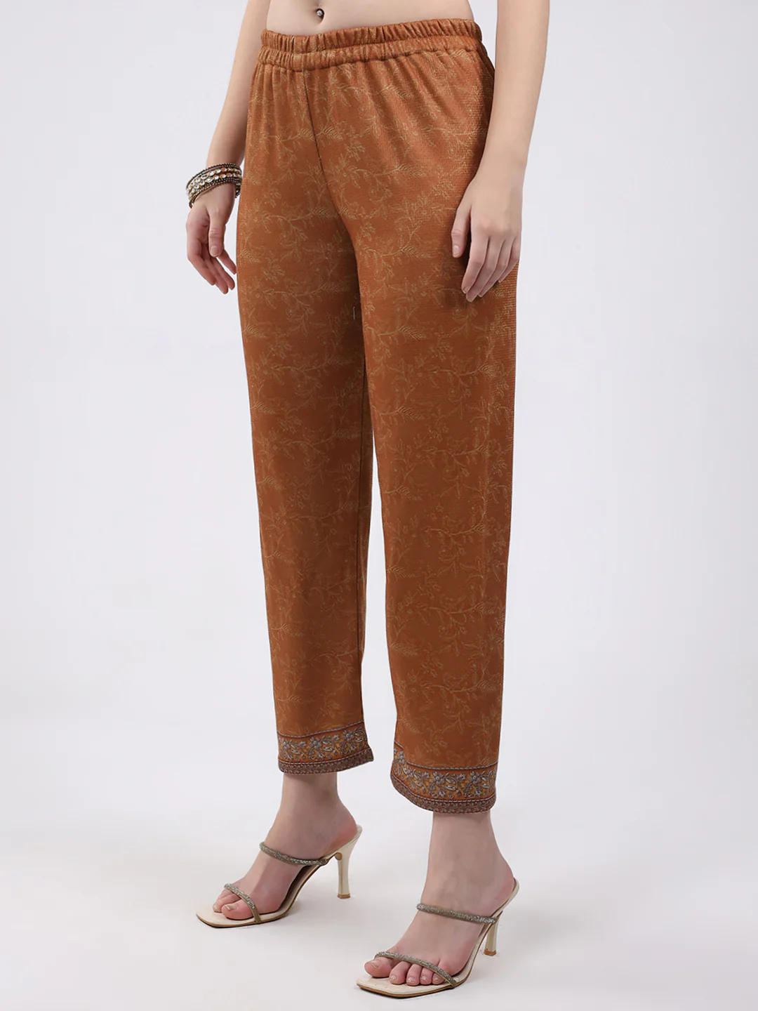 Women Mustard Printed Round Neck Full Sleeve Kurti Set for Winter - Image 8