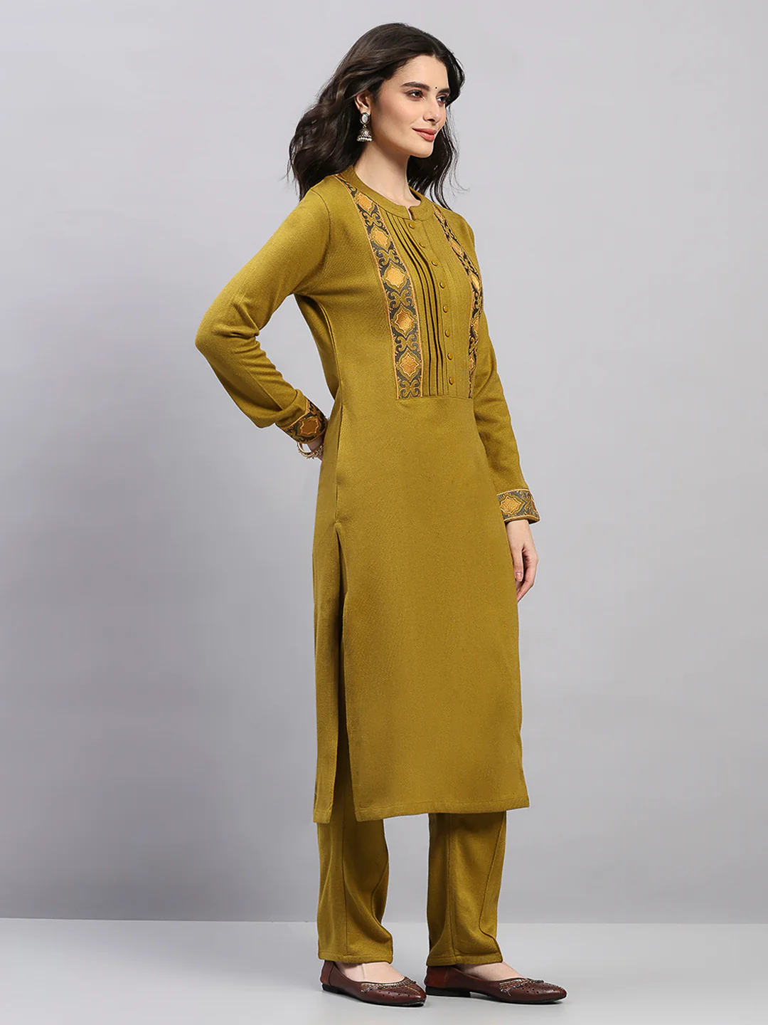 Women Mustard Printed Round Neck Full Sleeve Kurti Set for Winter - Image 4