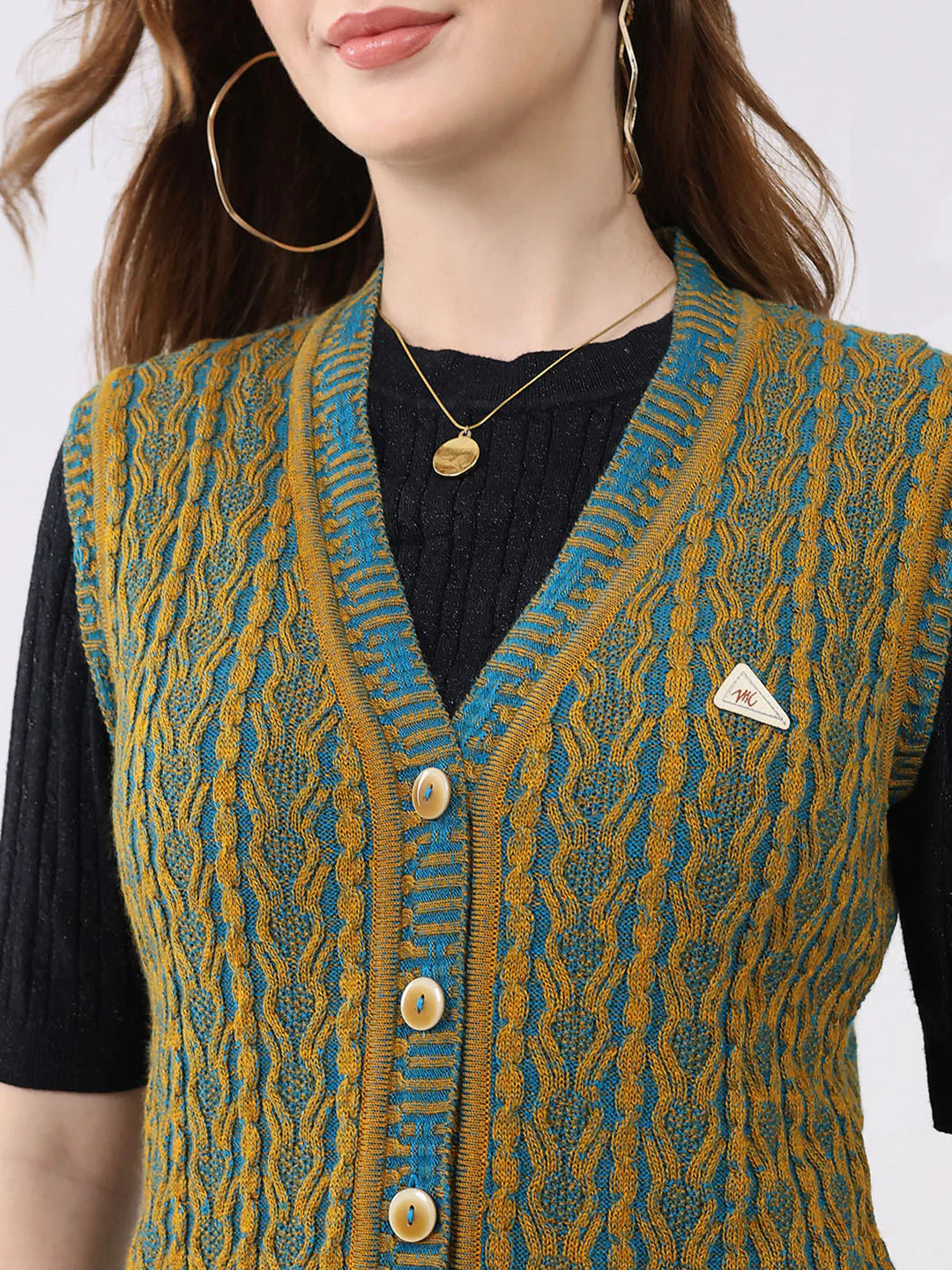 Women Mustard Self Design V Neck Sleeveless Cardigan - Image 7