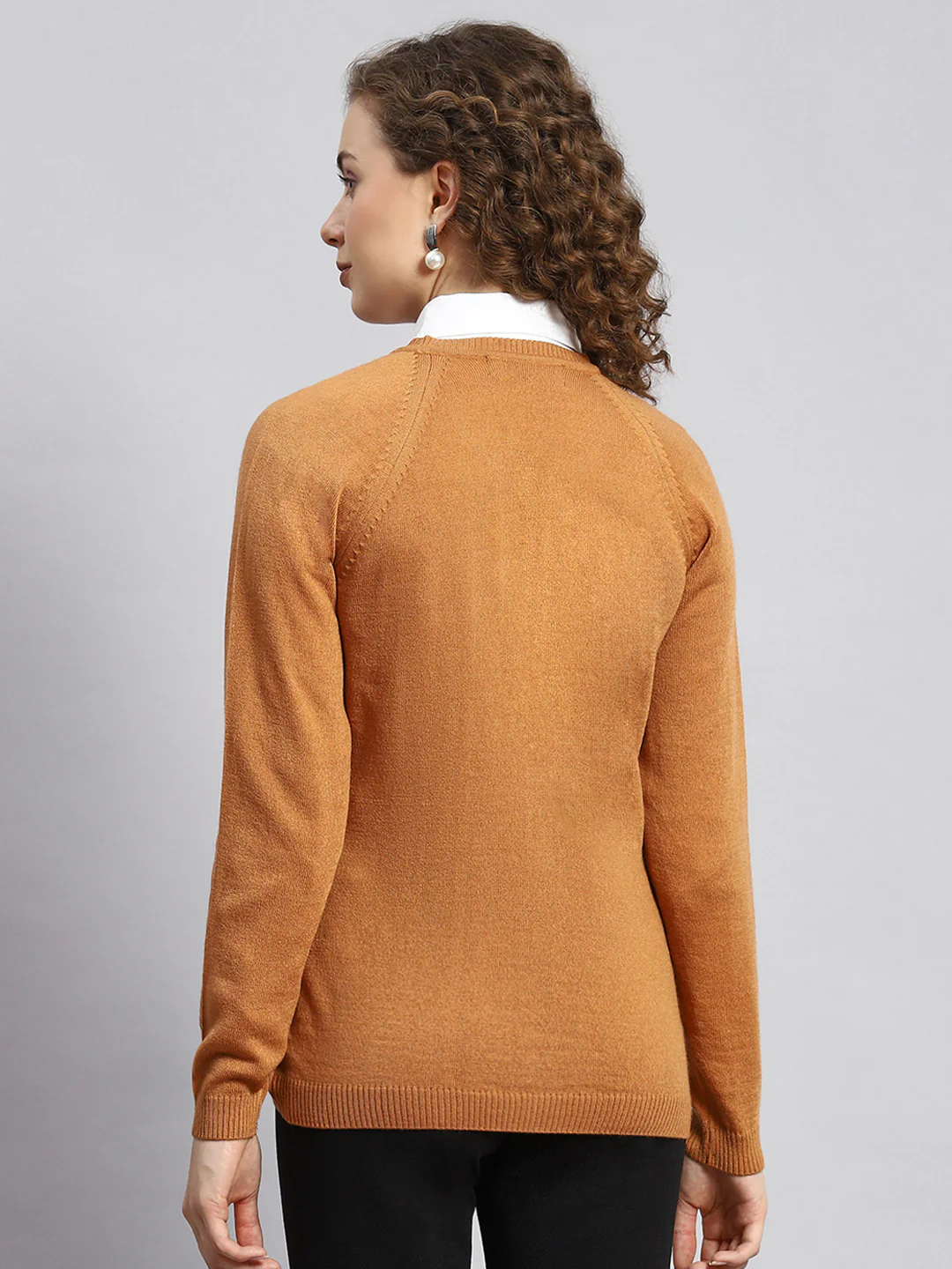 Women Mustard Solid Cardigan - Image 5
