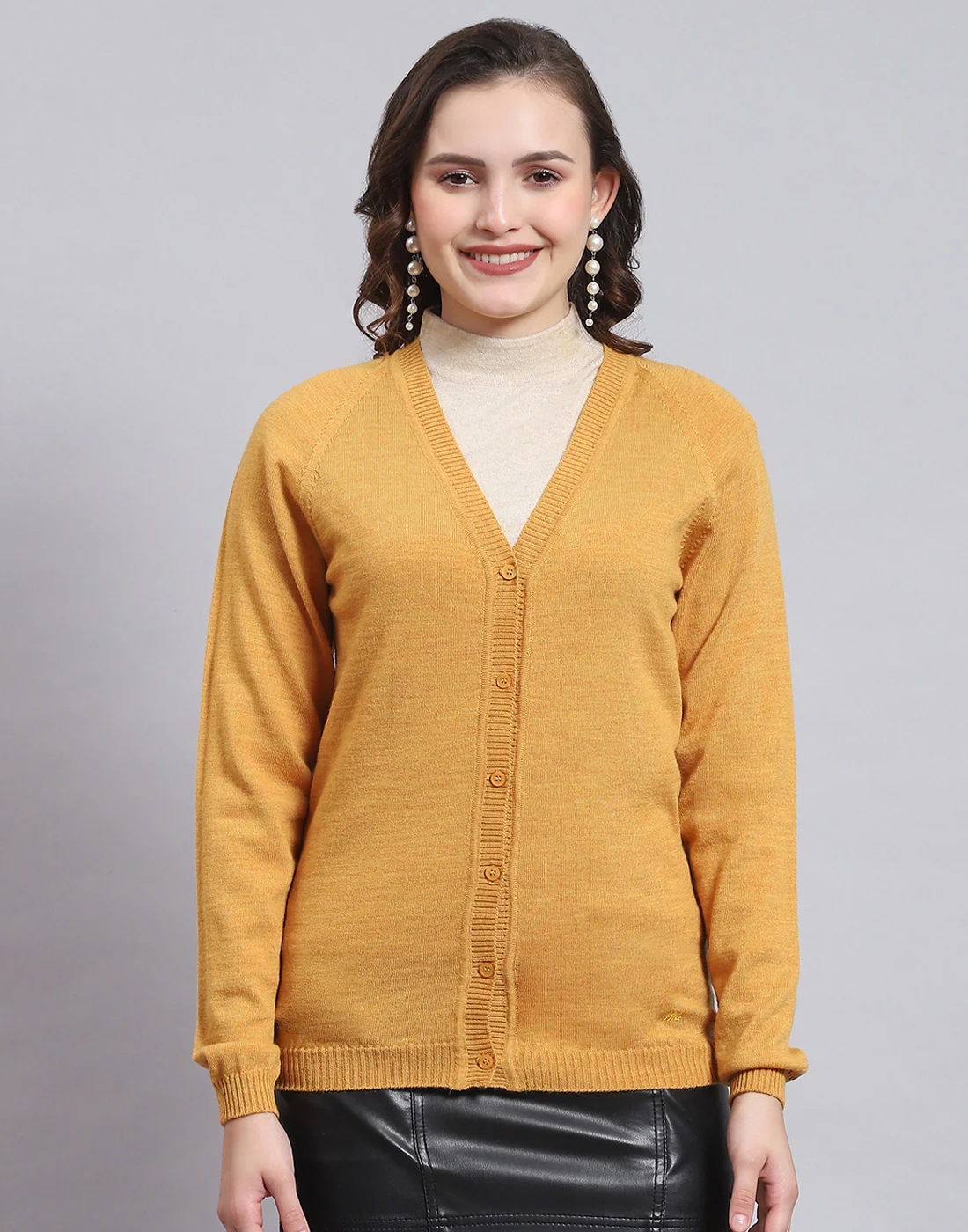 Women Mustard Solid V Neck Full Sleeve Sweater - Image 3