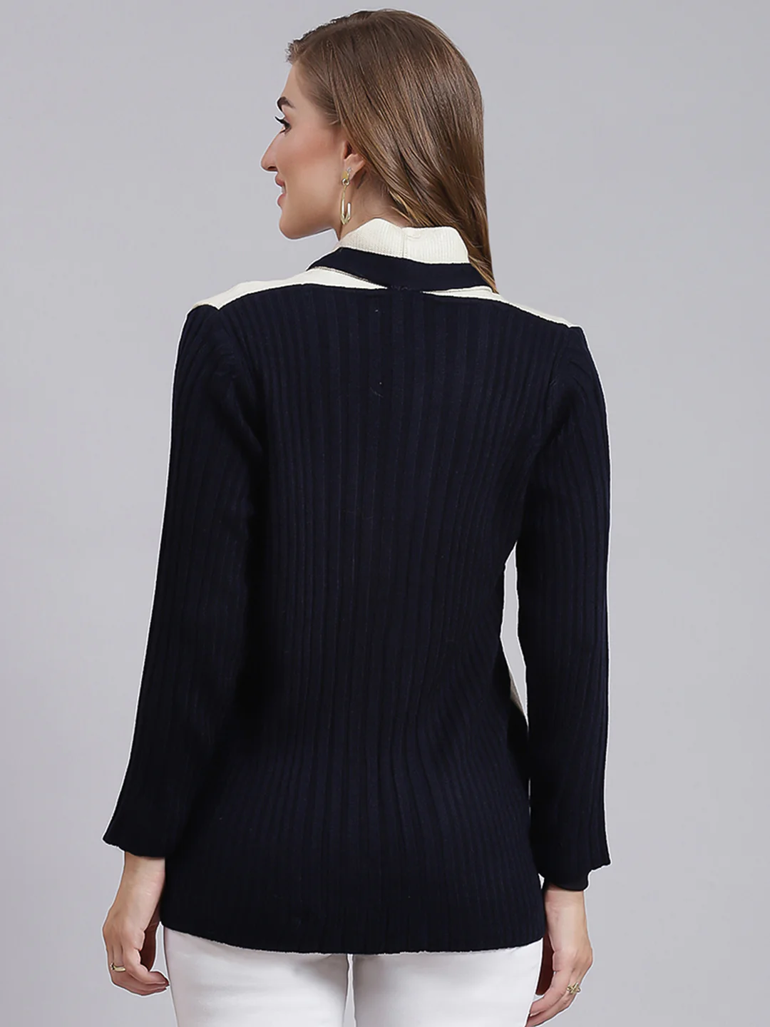 Women Navy Blue & Cream Solid Wool blend Cardigan - Image 5
