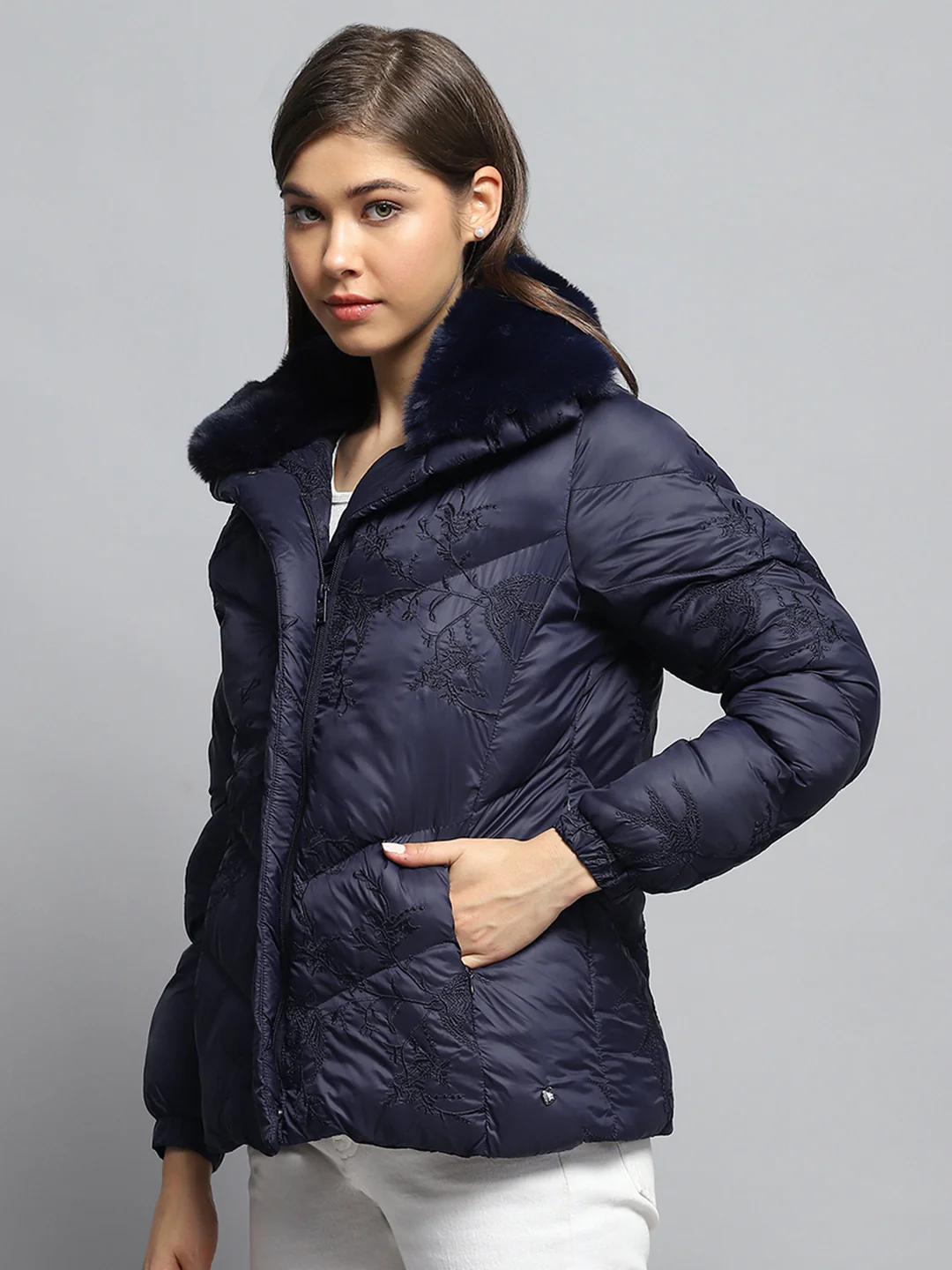 Women Navy Blue Embroidered Collar Full Sleeve Jacket - Image 3