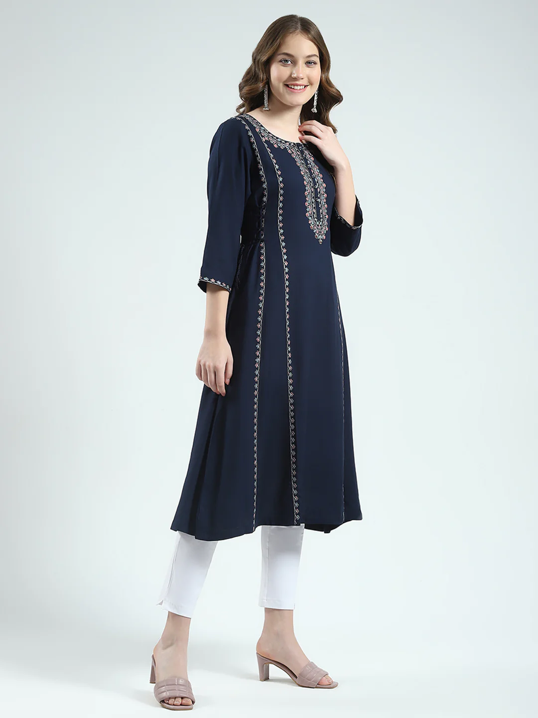 Women Navy Blue Embroidered Round Neck 3/4th Sleeve Kurti - Image 4