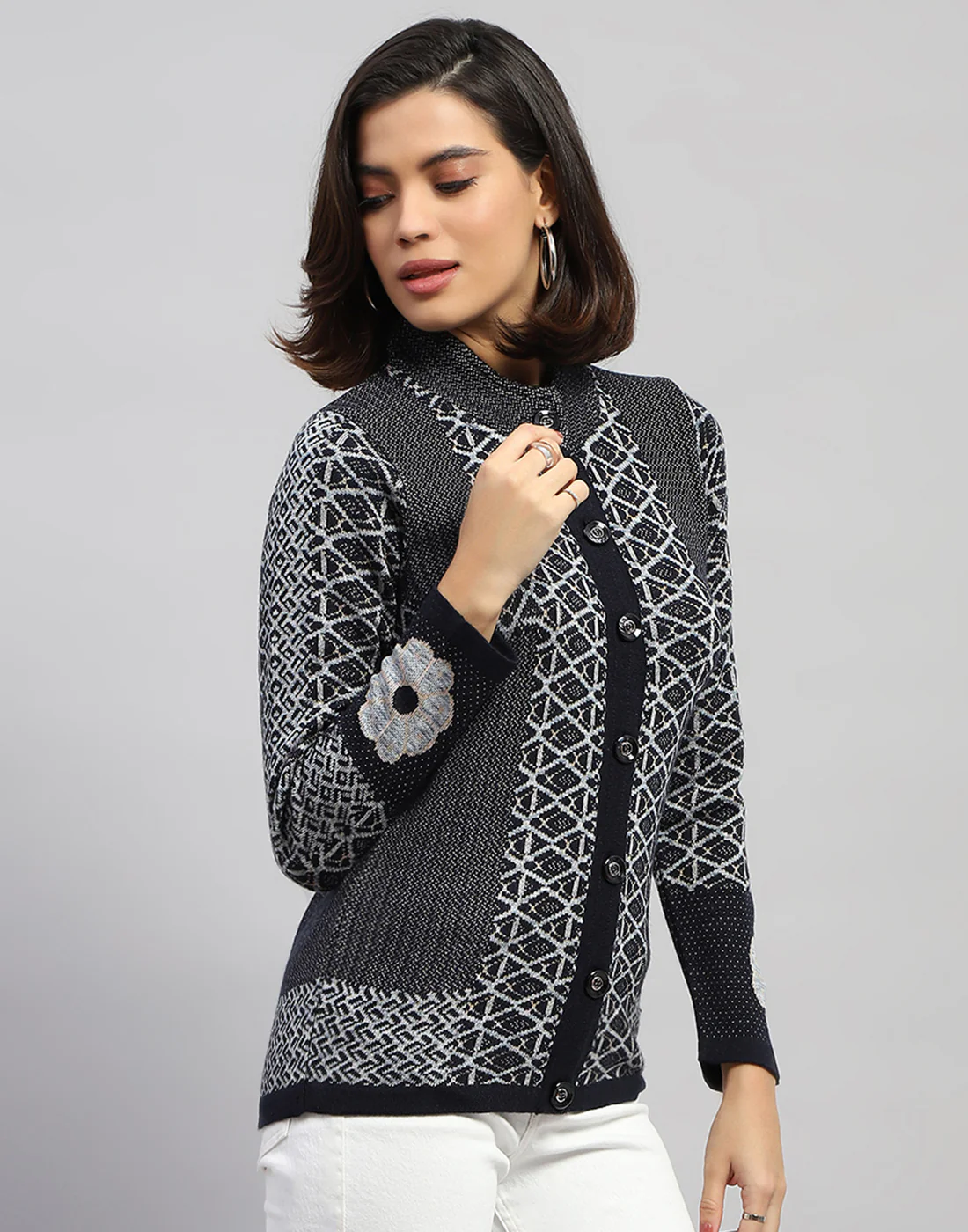 Women Navy Blue Jaquard Round Neck Full Sleeve Cardigan - Image 5