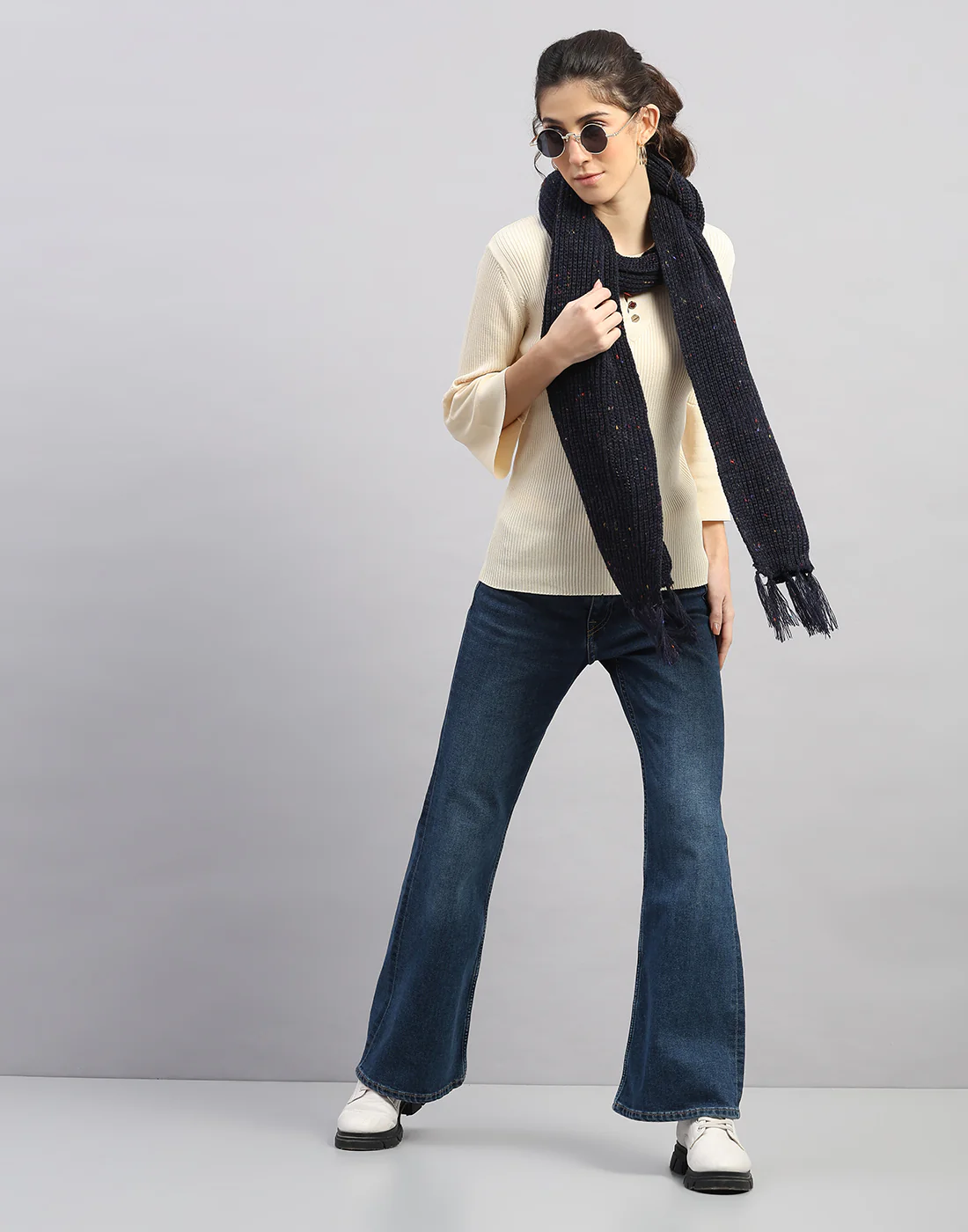 Women Navy Blue Printed Blend Wool Mufflers - Image 4